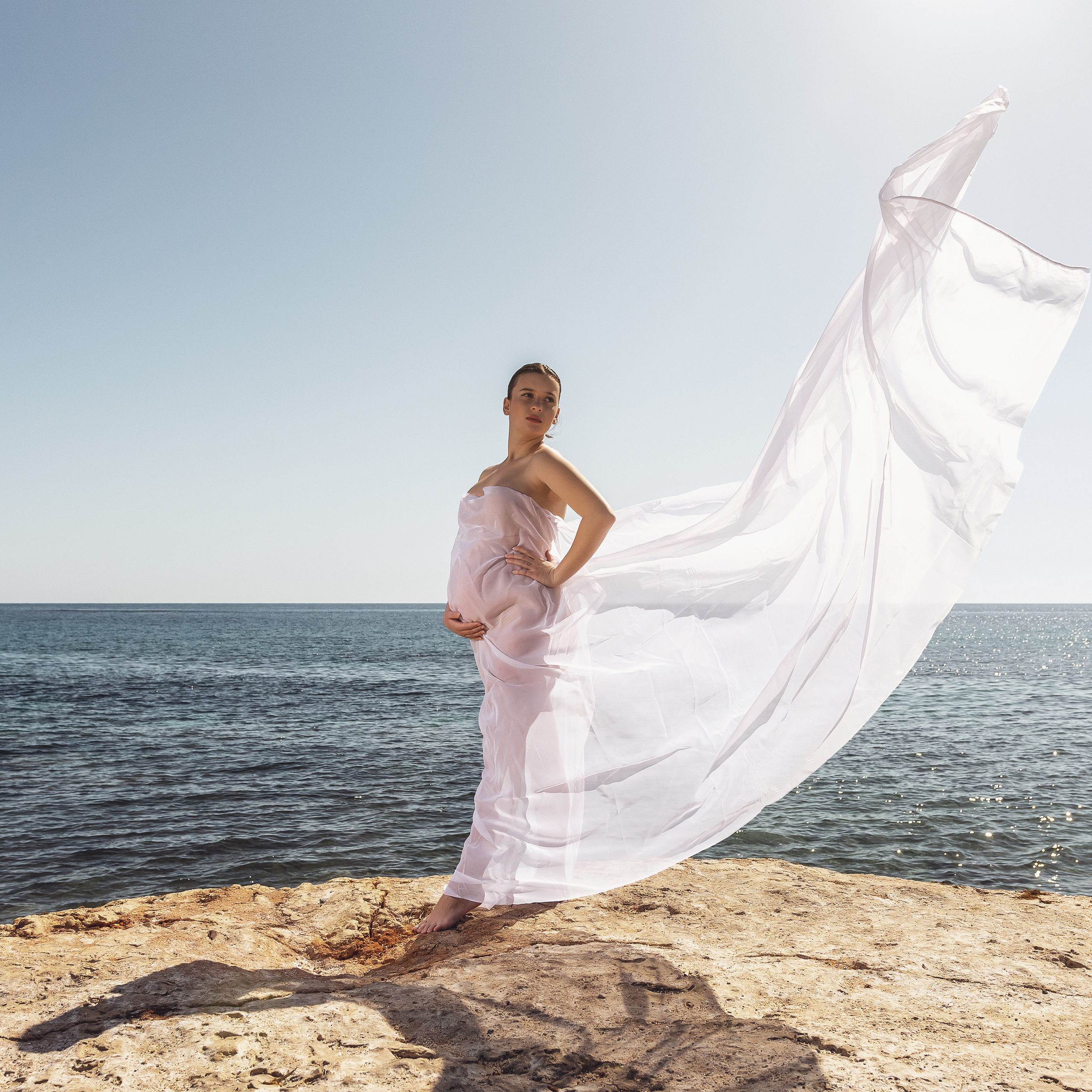 Photographer Crete | Pregnancy photo sessions. Photographer Crete | Portrait Photographer | Evgenios Paopano