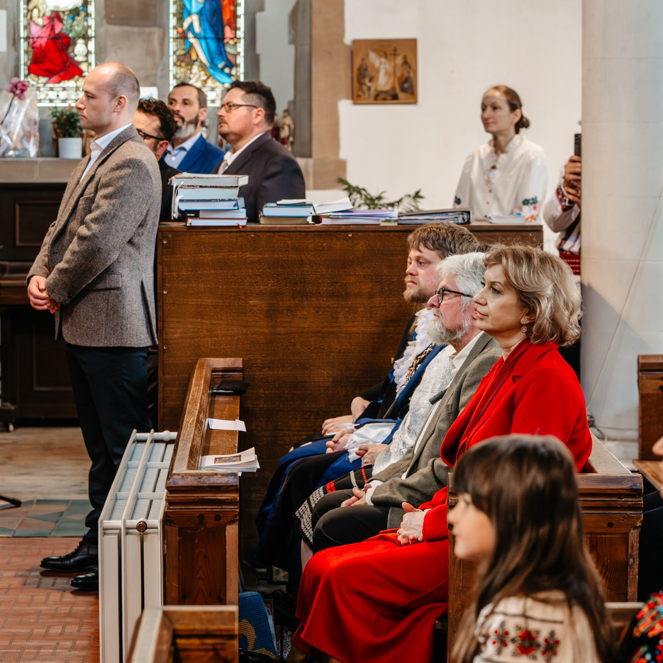 Sambata lui Lazar si Hramul la Biserica Romaneasca din Southampton — Slujba arhiereasca oficiata de PS Parinte Atanasie. TANTAN IONUT FOTO & FILM