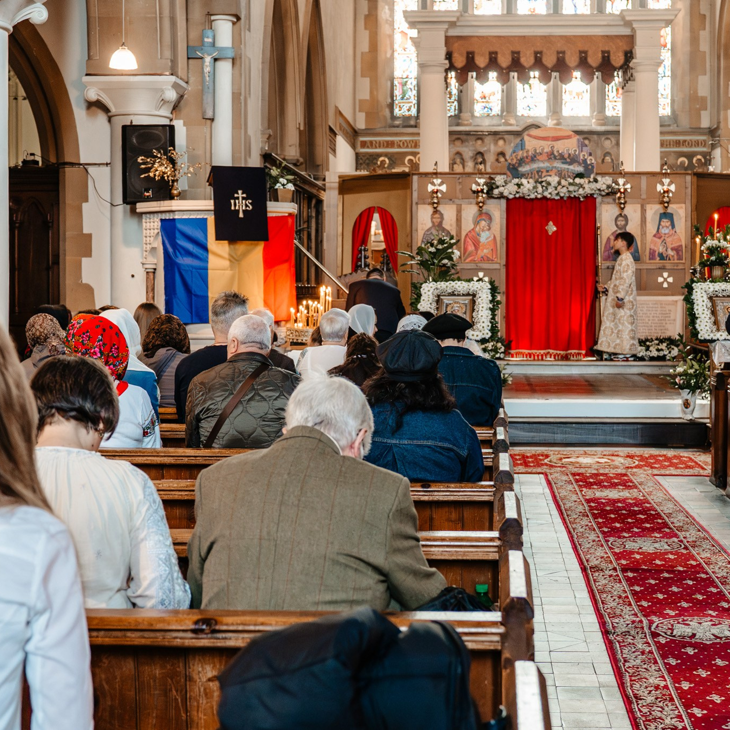 Sambata lui Lazar si Hramul la Biserica Romaneasca din Southampton — Slujba arhiereasca oficiata de PS Parinte Atanasie. TANTAN IONUT FOTO & FILM