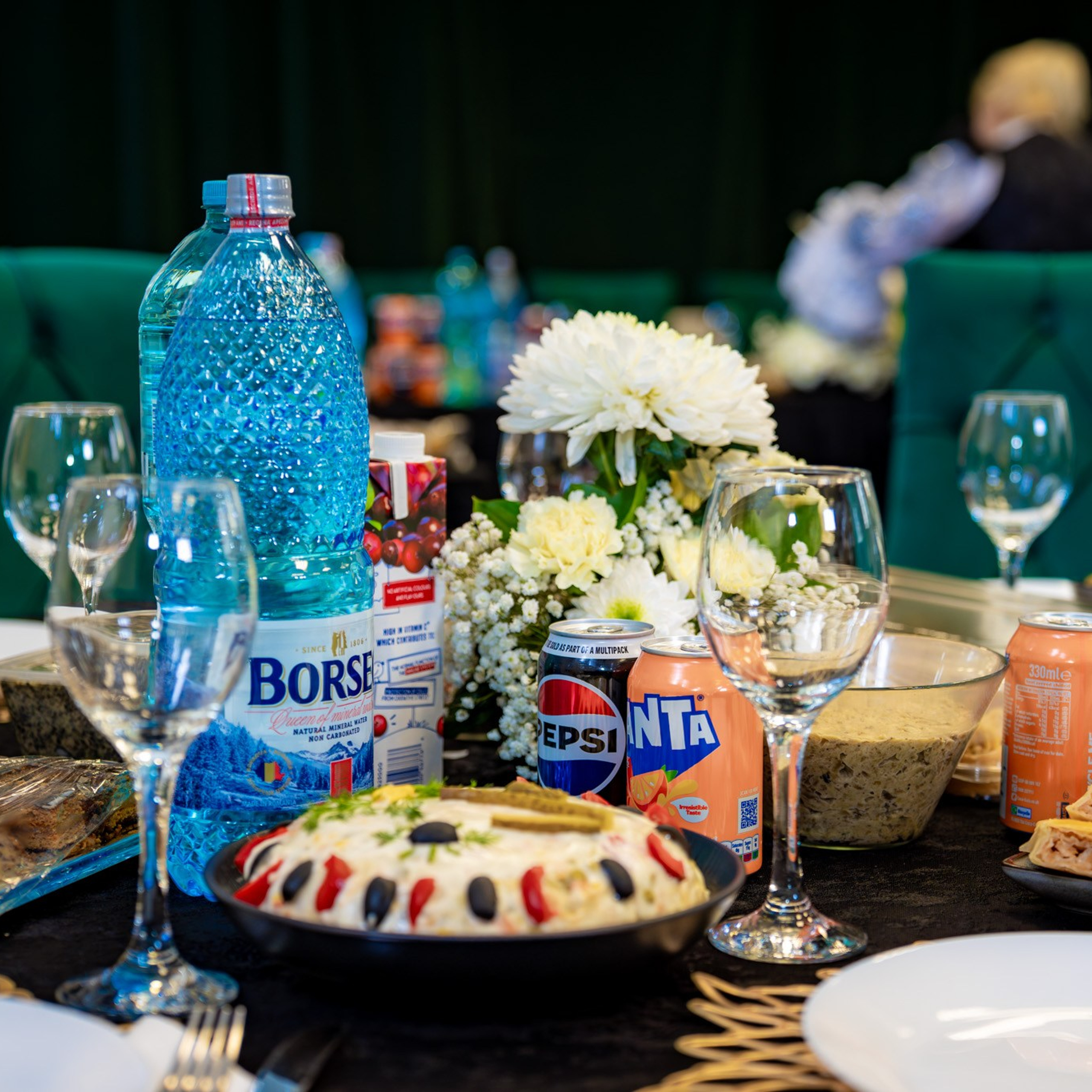 Sambata lui Lazar si Hramul la Biserica Romaneasca din Southampton — Slujba arhiereasca oficiata de PS Parinte Atanasie. TANTAN IONUT FOTO & FILM