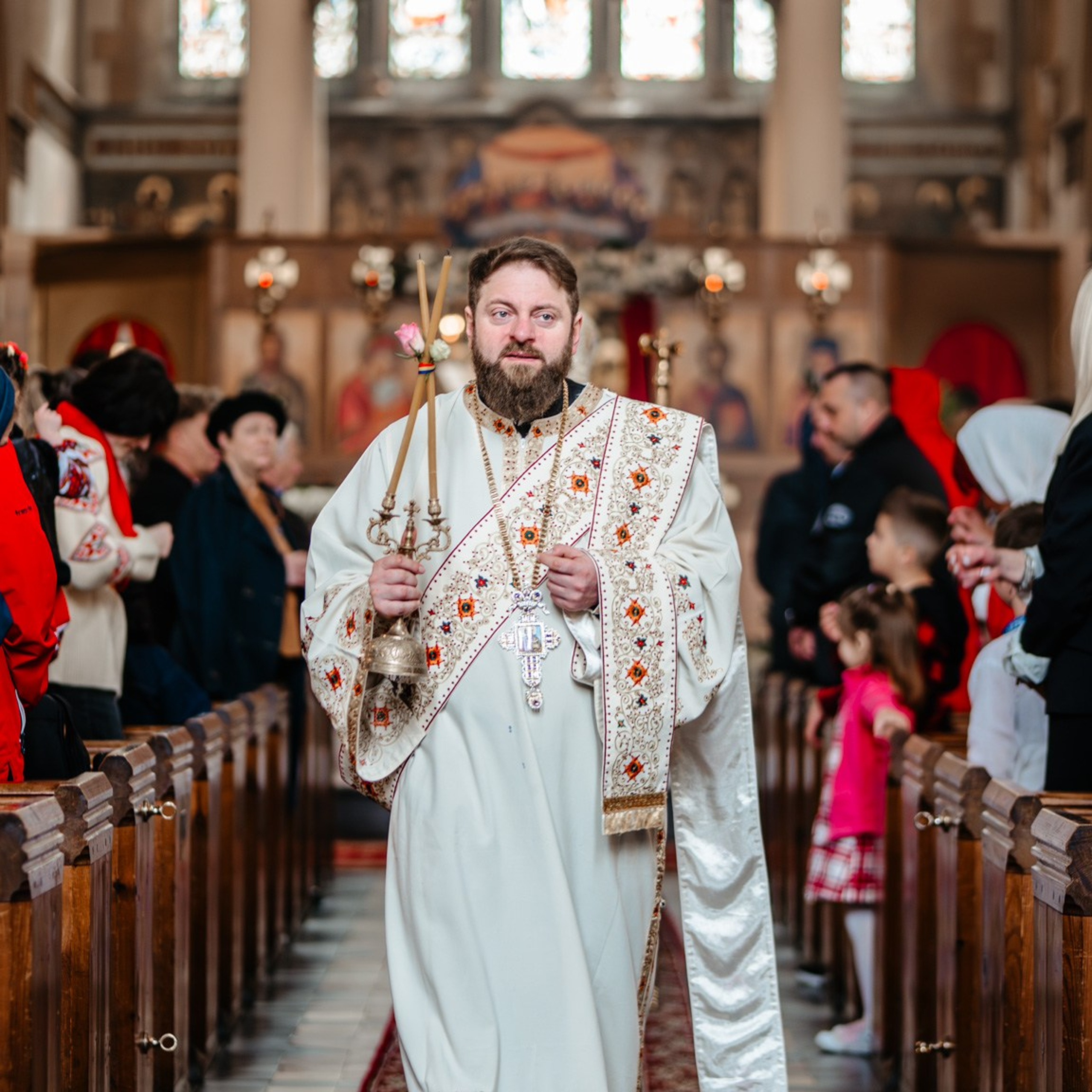 Sambata lui Lazar si Hramul la Biserica Romaneasca din Southampton — Slujba arhiereasca oficiata de PS Parinte Atanasie. TANTAN IONUT FOTO & FILM