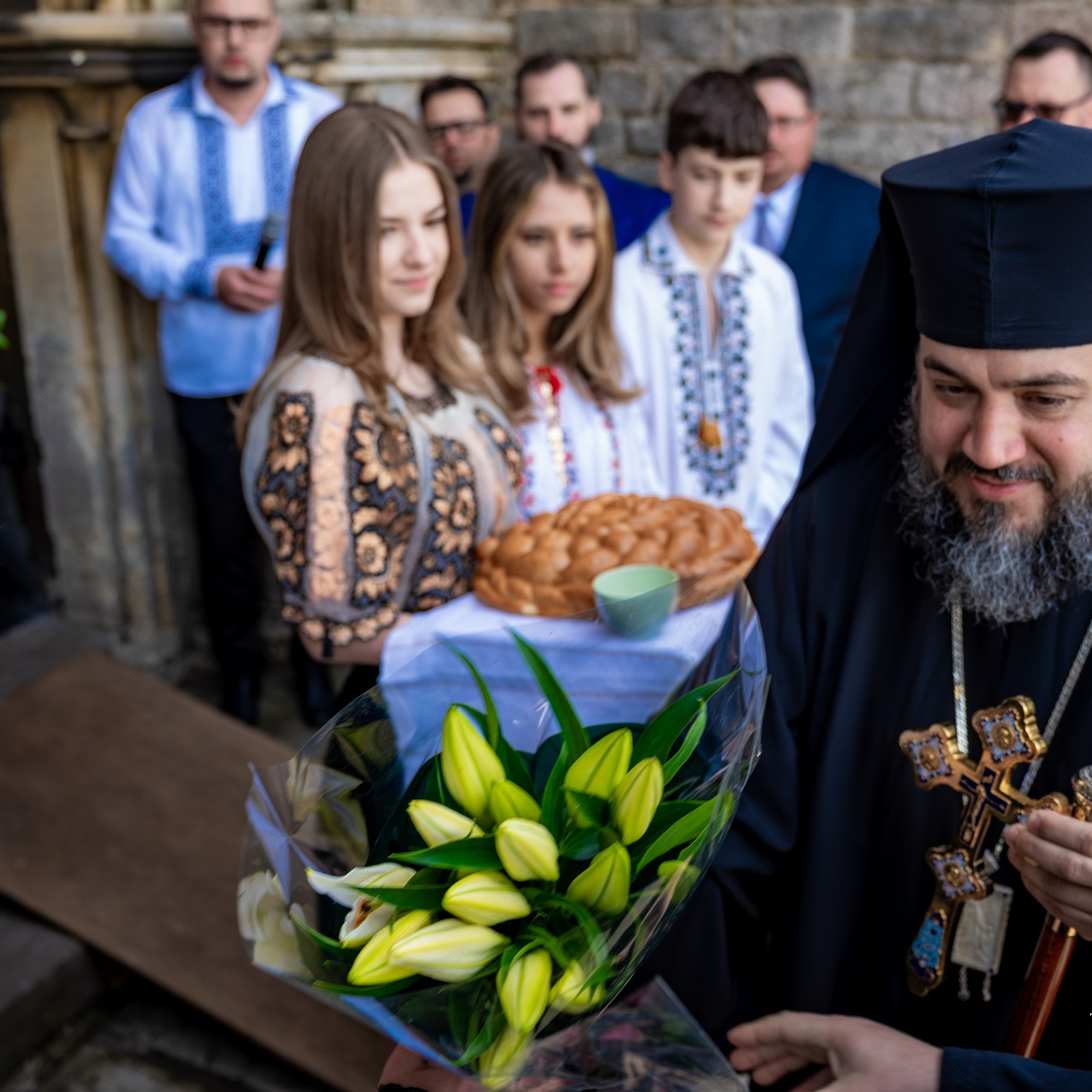 Sambata lui Lazar si Hramul la Biserica Romaneasca din Southampton — Slujba arhiereasca oficiata de PS Parinte Atanasie. TANTAN IONUT FOTO & FILM