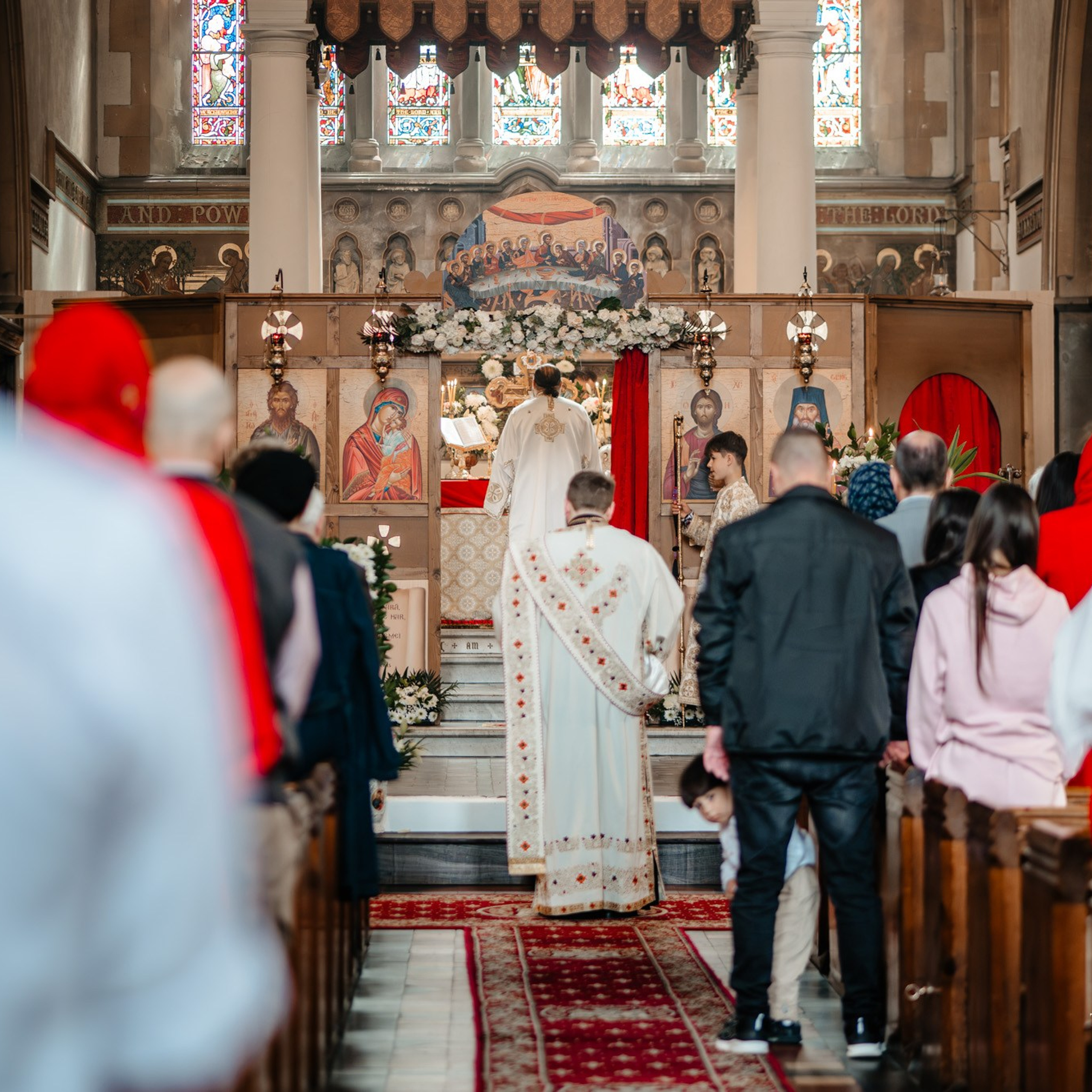 Sambata lui Lazar si Hramul la Biserica Romaneasca din Southampton — Slujba arhiereasca oficiata de PS Parinte Atanasie. TANTAN IONUT FOTO & FILM