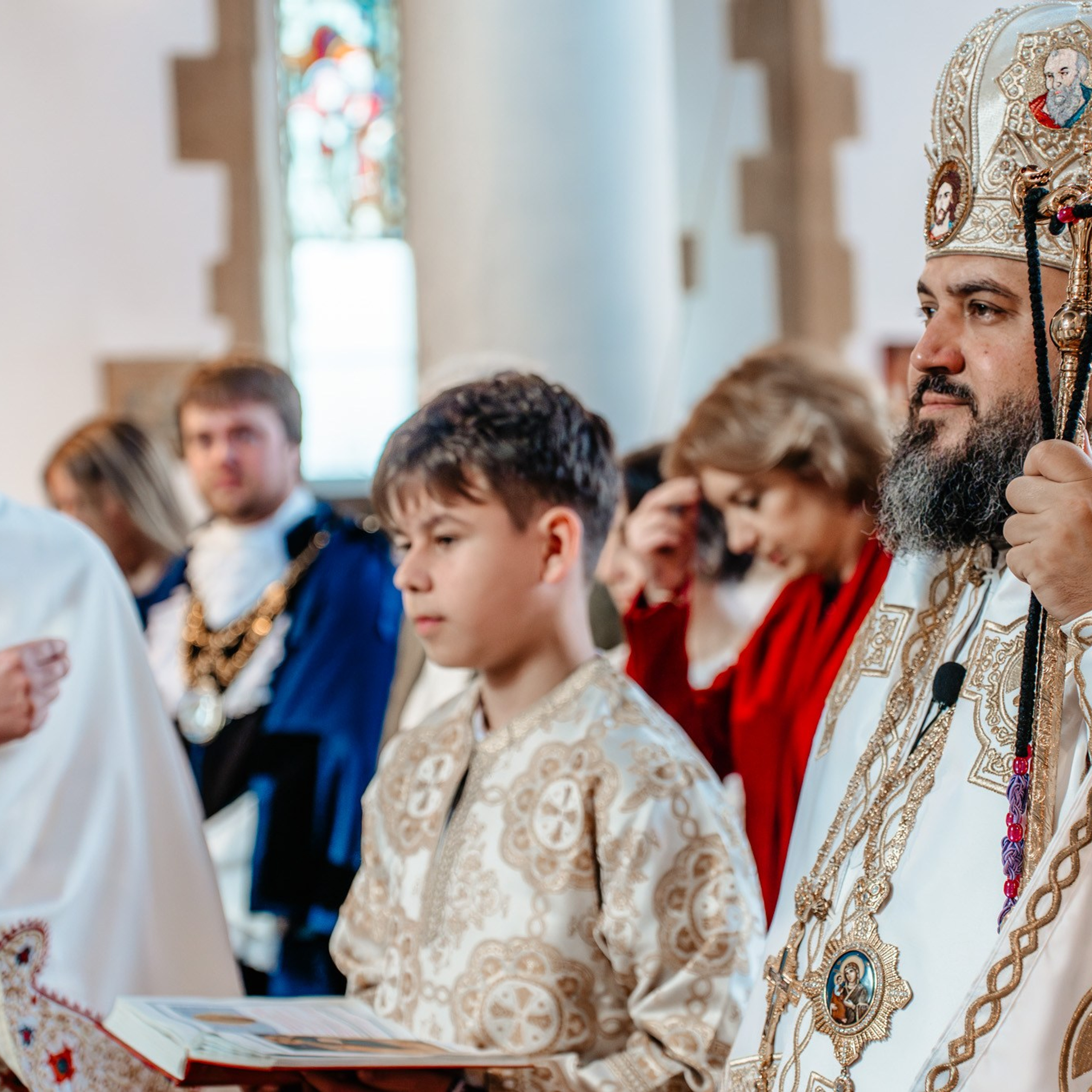 Sambata lui Lazar si Hramul la Biserica Romaneasca din Southampton — Slujba arhiereasca oficiata de PS Parinte Atanasie. TANTAN IONUT FOTO & FILM