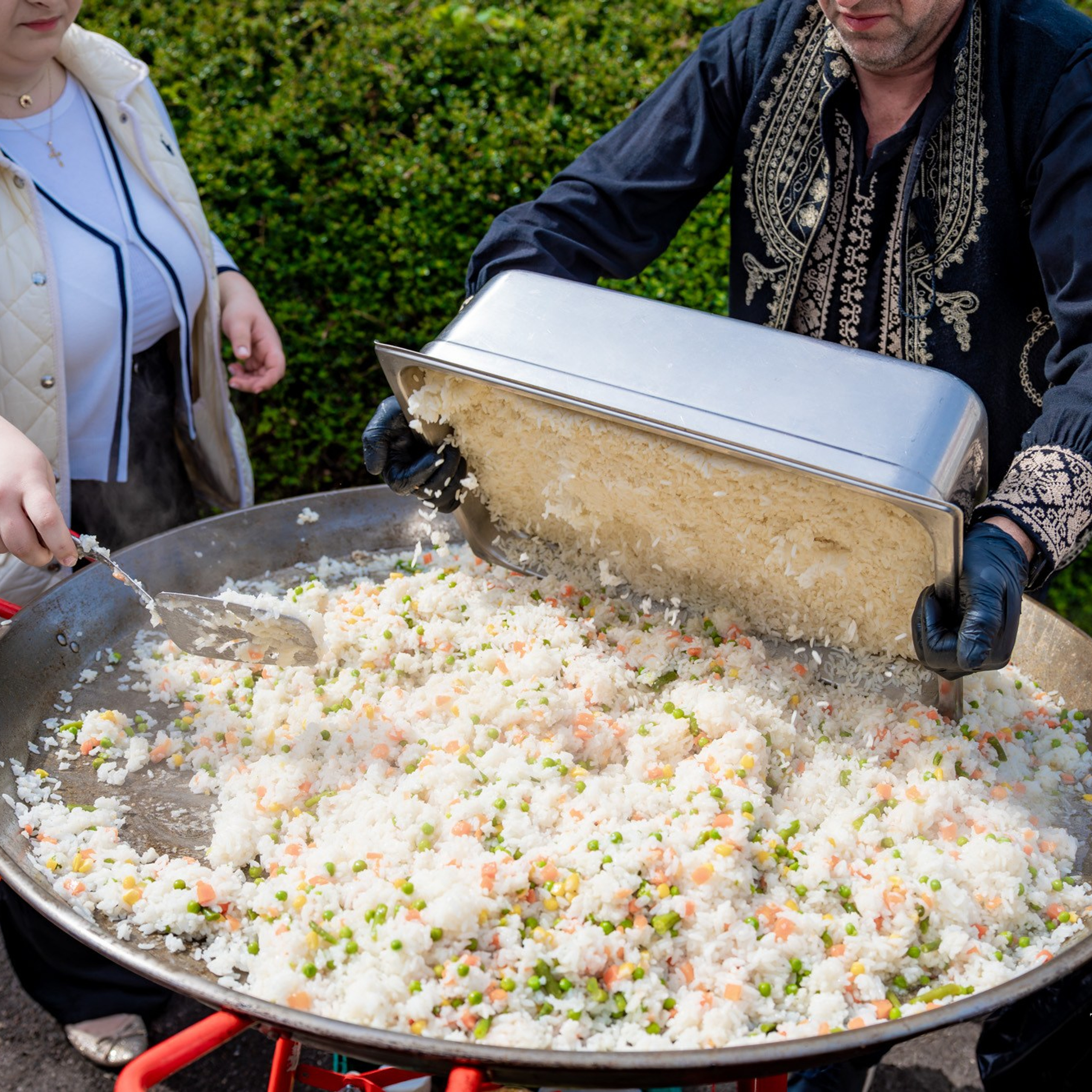 Sambata lui Lazar si Hramul la Biserica Romaneasca din Southampton — Slujba arhiereasca oficiata de PS Parinte Atanasie. TANTAN IONUT FOTO & FILM
