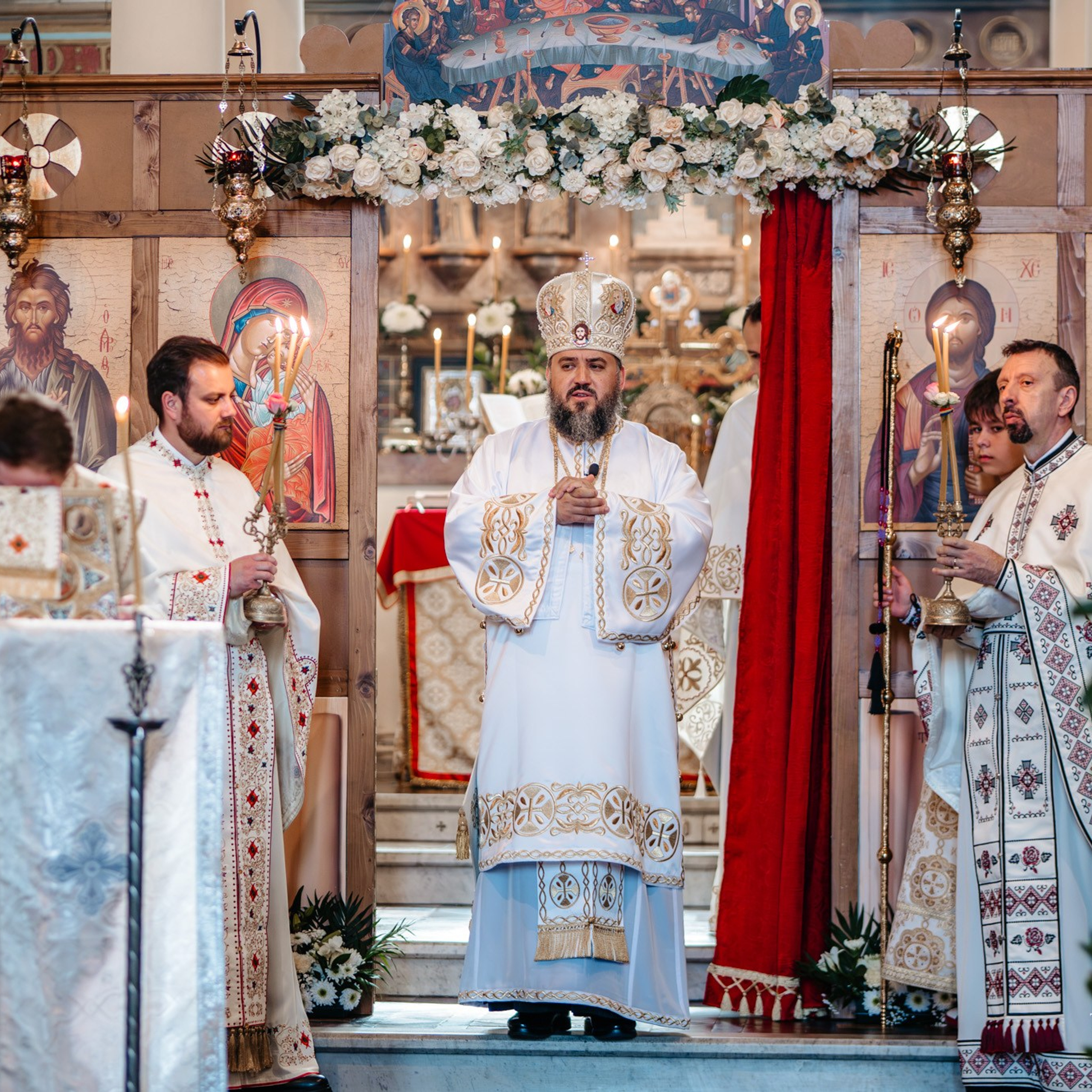 Sambata lui Lazar si Hramul la Biserica Romaneasca din Southampton — Slujba arhiereasca oficiata de PS Parinte Atanasie. TANTAN IONUT FOTO & FILM