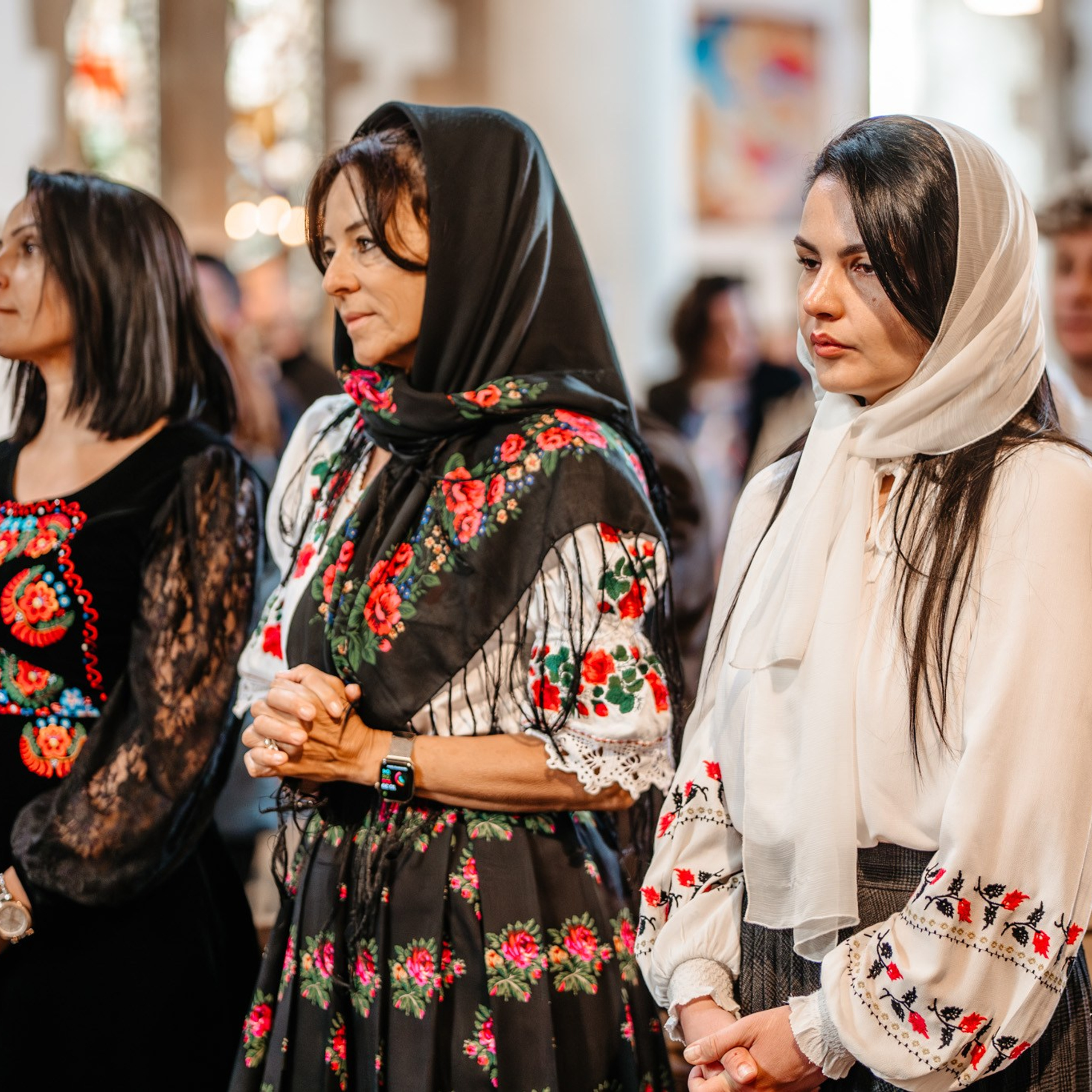Sambata lui Lazar si Hramul la Biserica Romaneasca din Southampton — Slujba arhiereasca oficiata de PS Parinte Atanasie. TANTAN IONUT FOTO & FILM