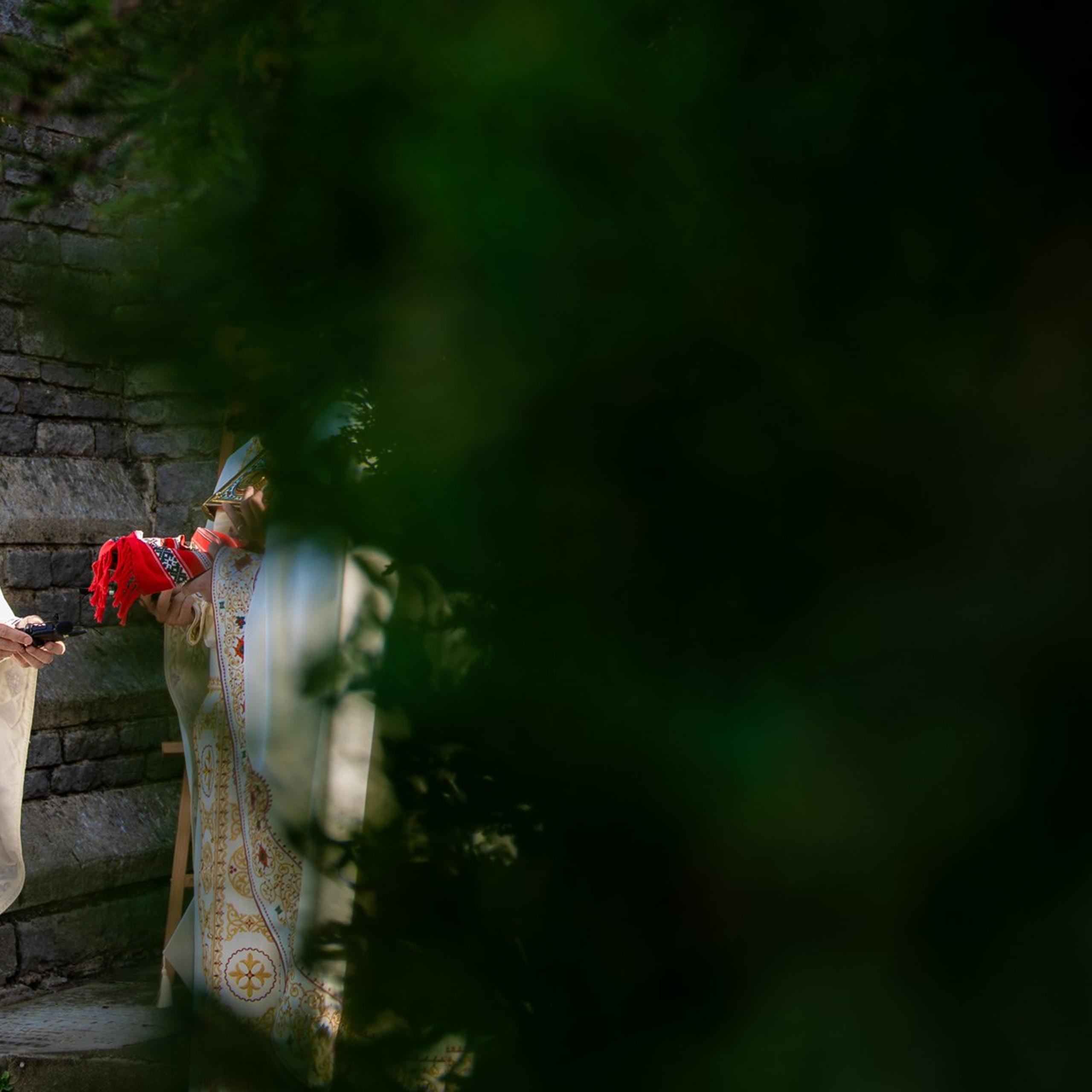 Sambata lui Lazar si Hramul la Biserica Romaneasca din Southampton — Slujba arhiereasca oficiata de PS Parinte Atanasie. TANTAN IONUT FOTO & FILM