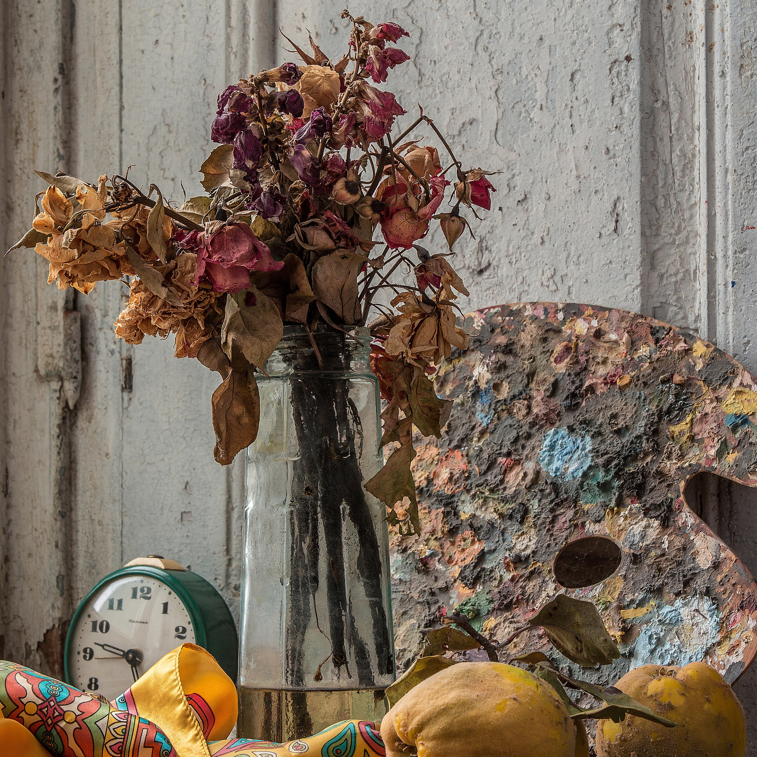 8 Tips for Taking Stunning Photos of Decorative Candles. Product photographer in Baku