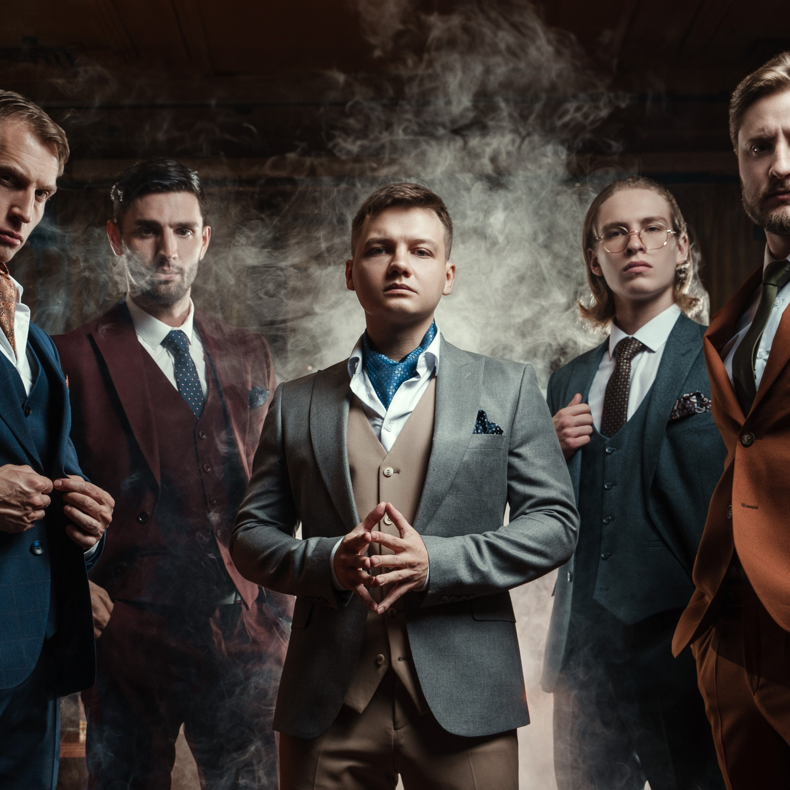 Men’s suits photography. Il fotografo Dmitrii Shmatov