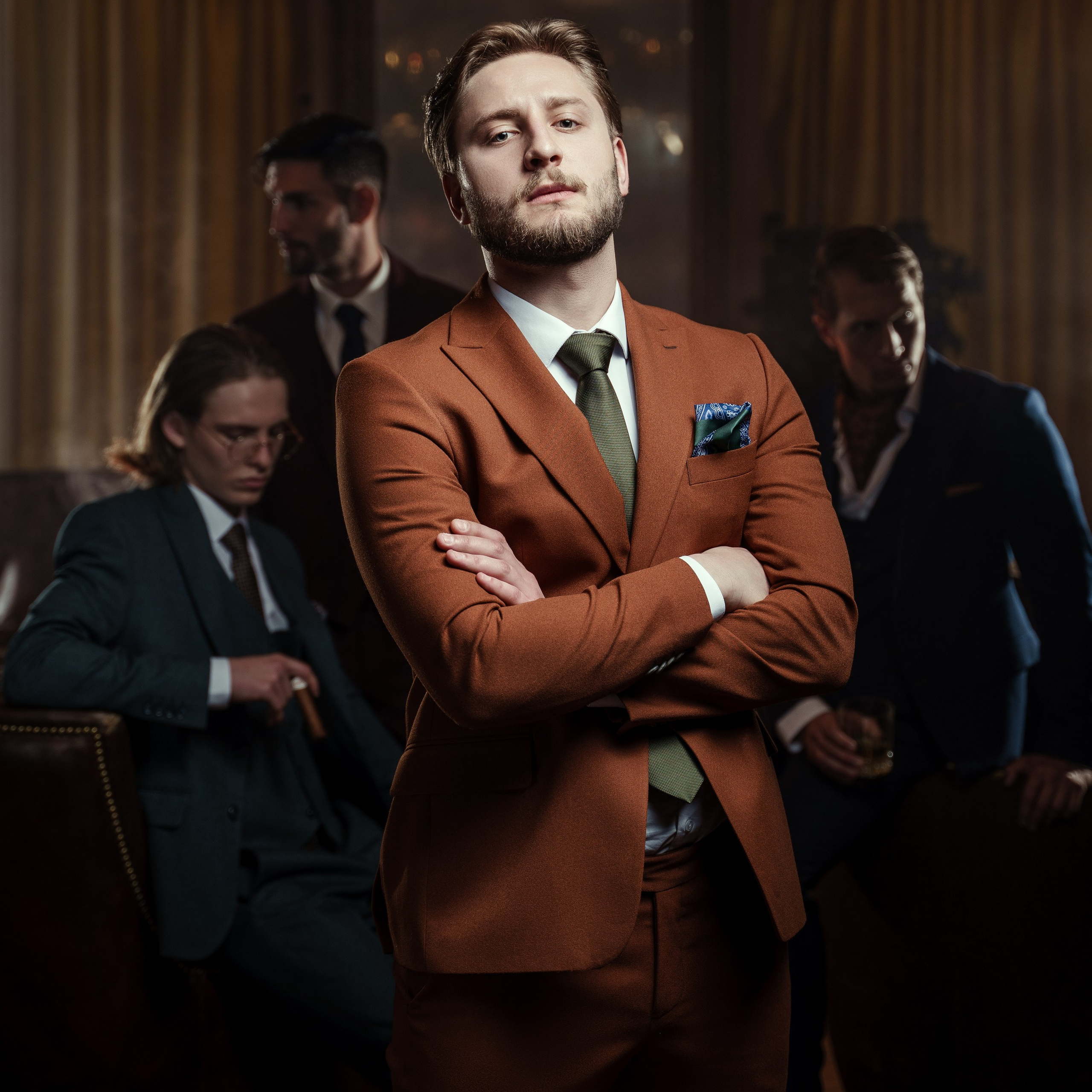 Men’s suits photography. Il fotografo Dmitrii Shmatov