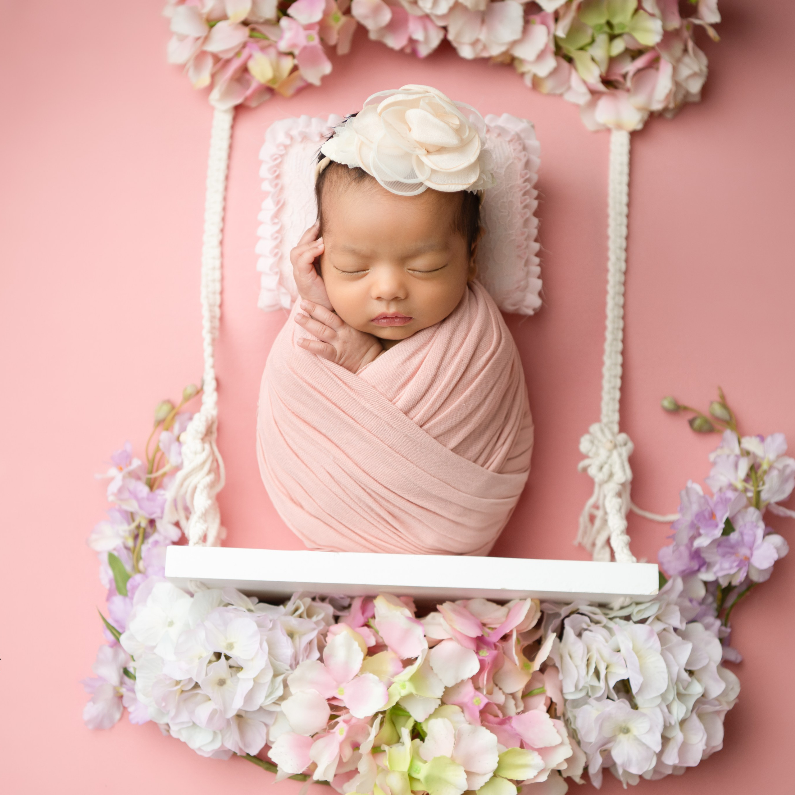 Newborn photo session in Doha Qatar, baby, sitter, cake smash, pre-birthday, maternity, family photographer in Doha, Qatar