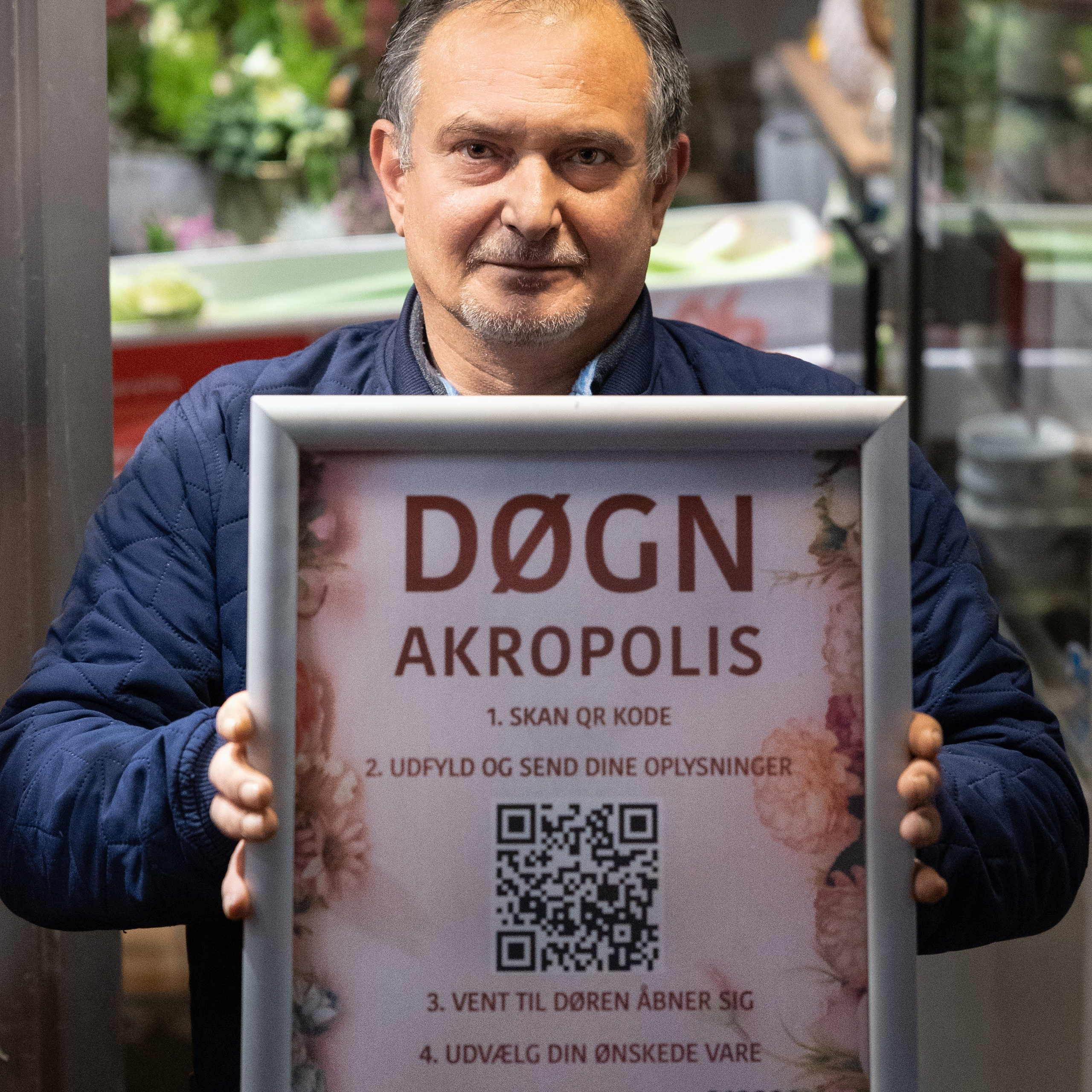 Gave idéer til medarbejder i Aarhus N. Akropolis Blomster | Din døgn blomsterbutik i Aarhus