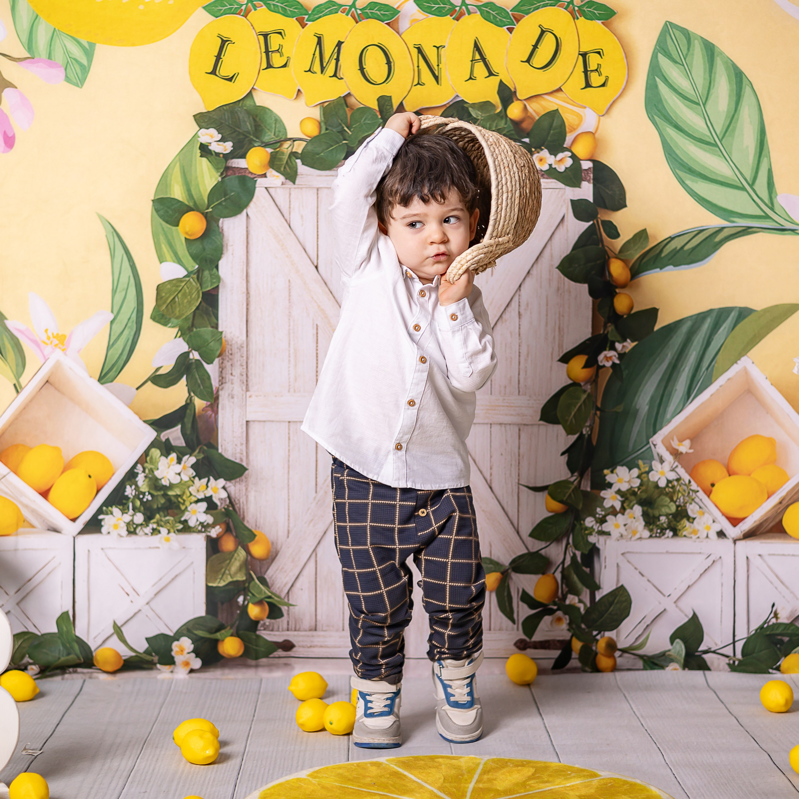 SMASH THE CAKE. FOTOGRAFUL LUI MATEI