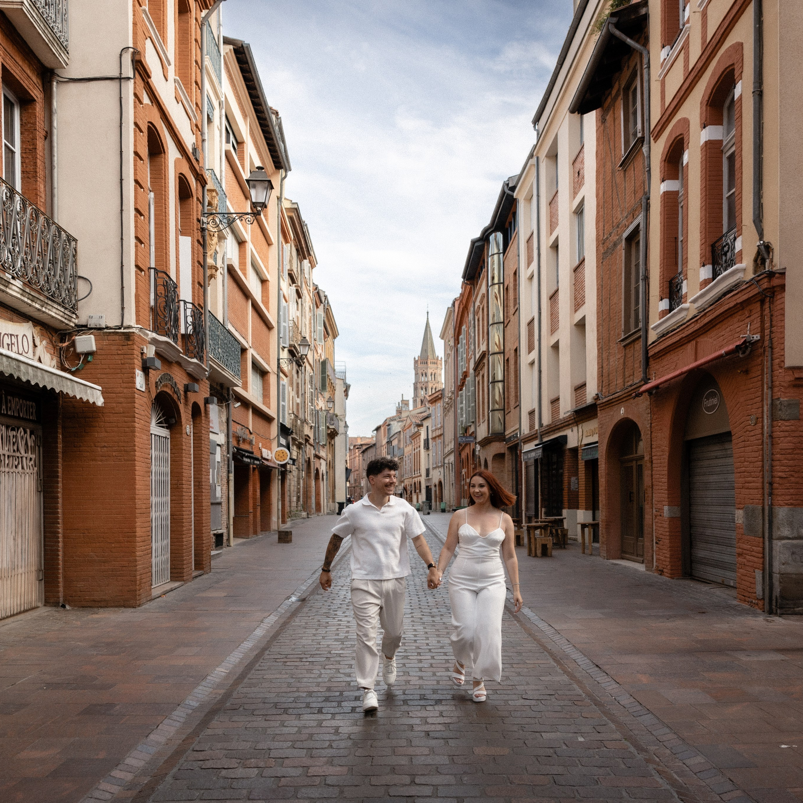 A Dreamy Family Photoshoot in the Lavender Fields Near Gaillac. Eugénie Smirnova — Wedding & Elopement Photographer in Southwest France