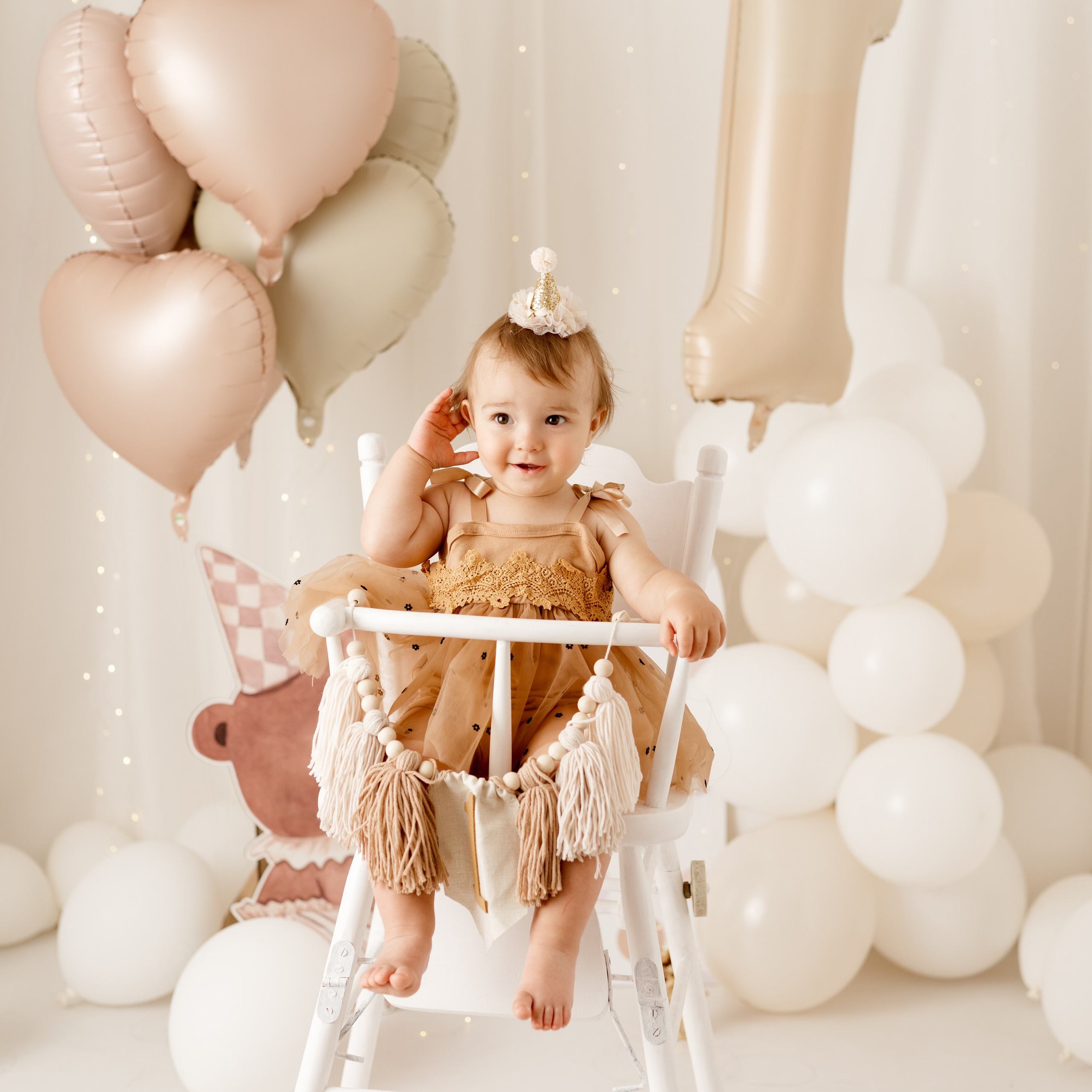 Sesja roczkowa i dziecięca w Łodzi. Fotograf Łódź - sesja ciążowa, noworodkowa, dziecięca. Studio w Łodzi
