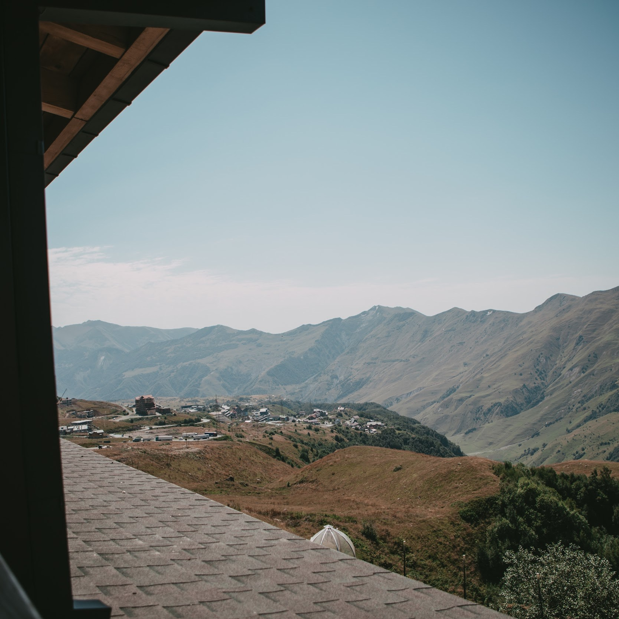 Wedding in Mountains of Georgia. Art Event Studio — Wedding in Georgia with professionals