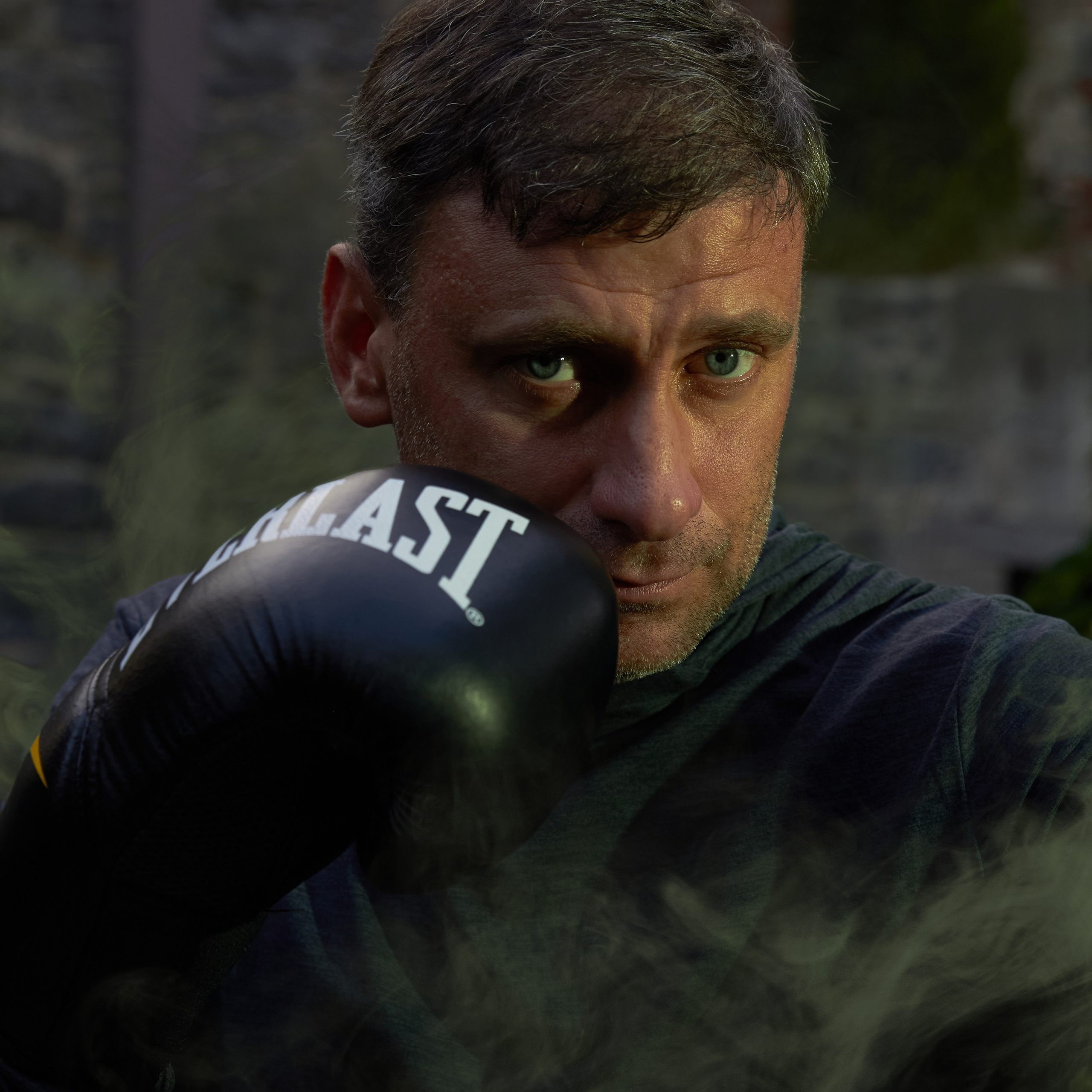 Portrait dramatique. Photographie de portrait à Montréal