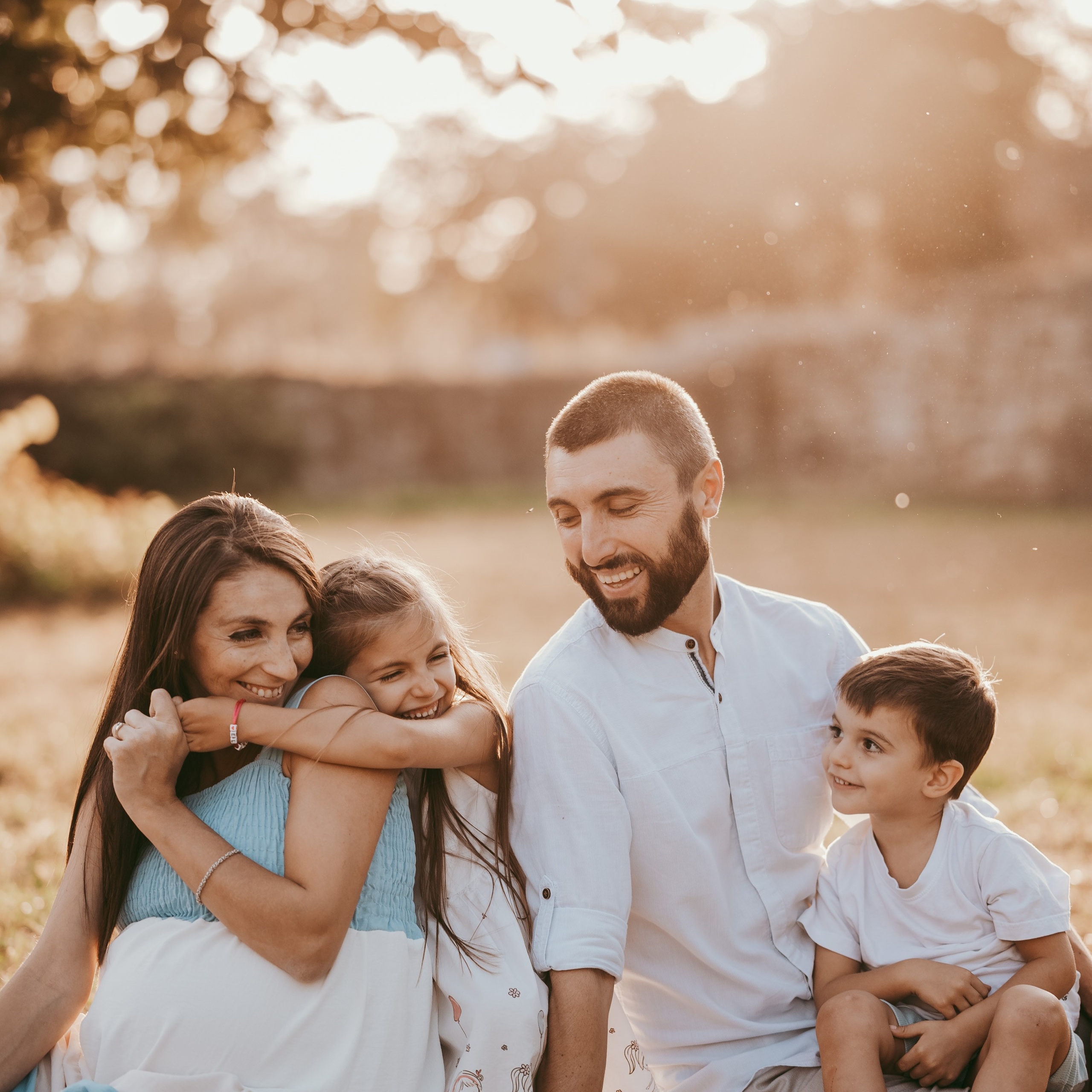 Porodicno fotografisanje. Deciji i porodicni fotograf u Beogradu Oksana Skendzic