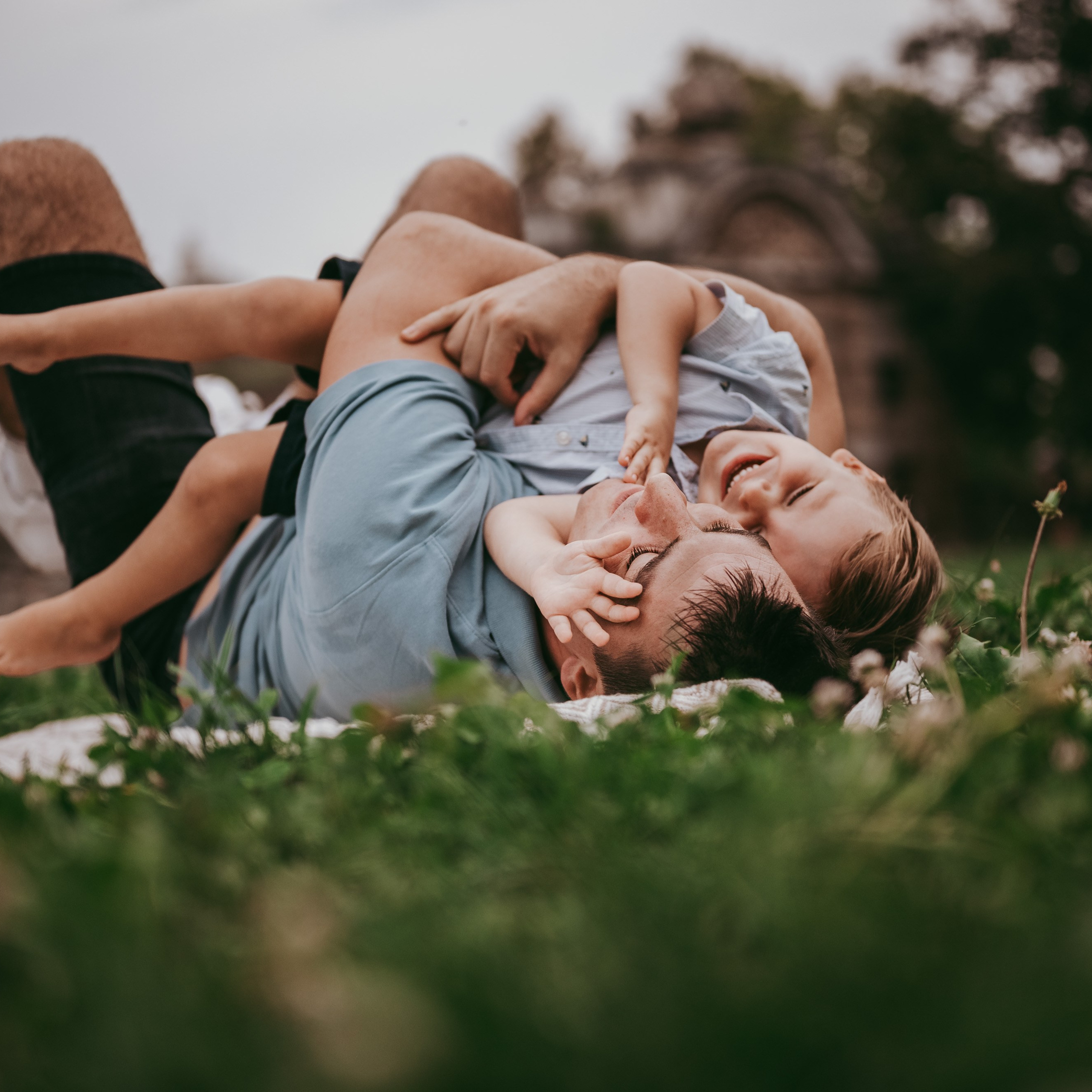 Porodicno fotografisanje. Deciji i porodicni fotograf u Beogradu Oksana Skendzic
