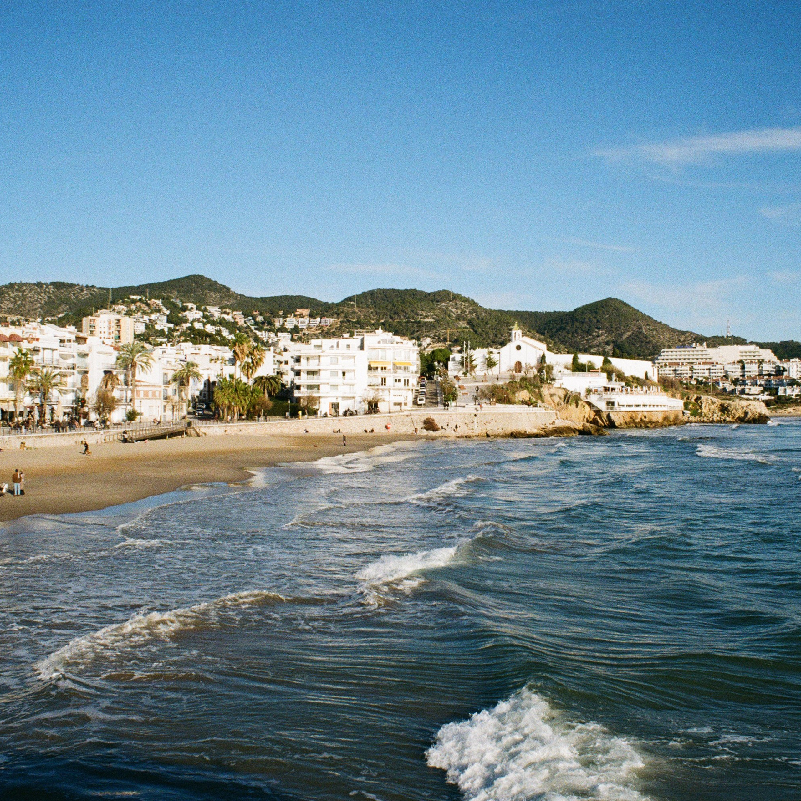 Sitges — light, sea and slow Mediterranean rhythm. Wedding Stories — Professional Wedding Photography & Videography in Germany, Italy, Spain & all across Europe