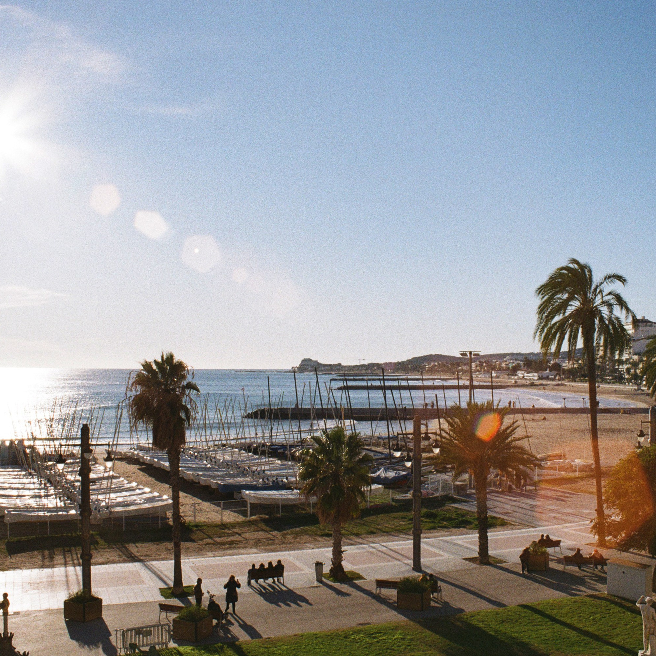 Sitges — light, sea and slow Mediterranean rhythm. Wedding Stories — Professional Wedding Photography & Videography in Germany, Italy, Spain & all across Europe