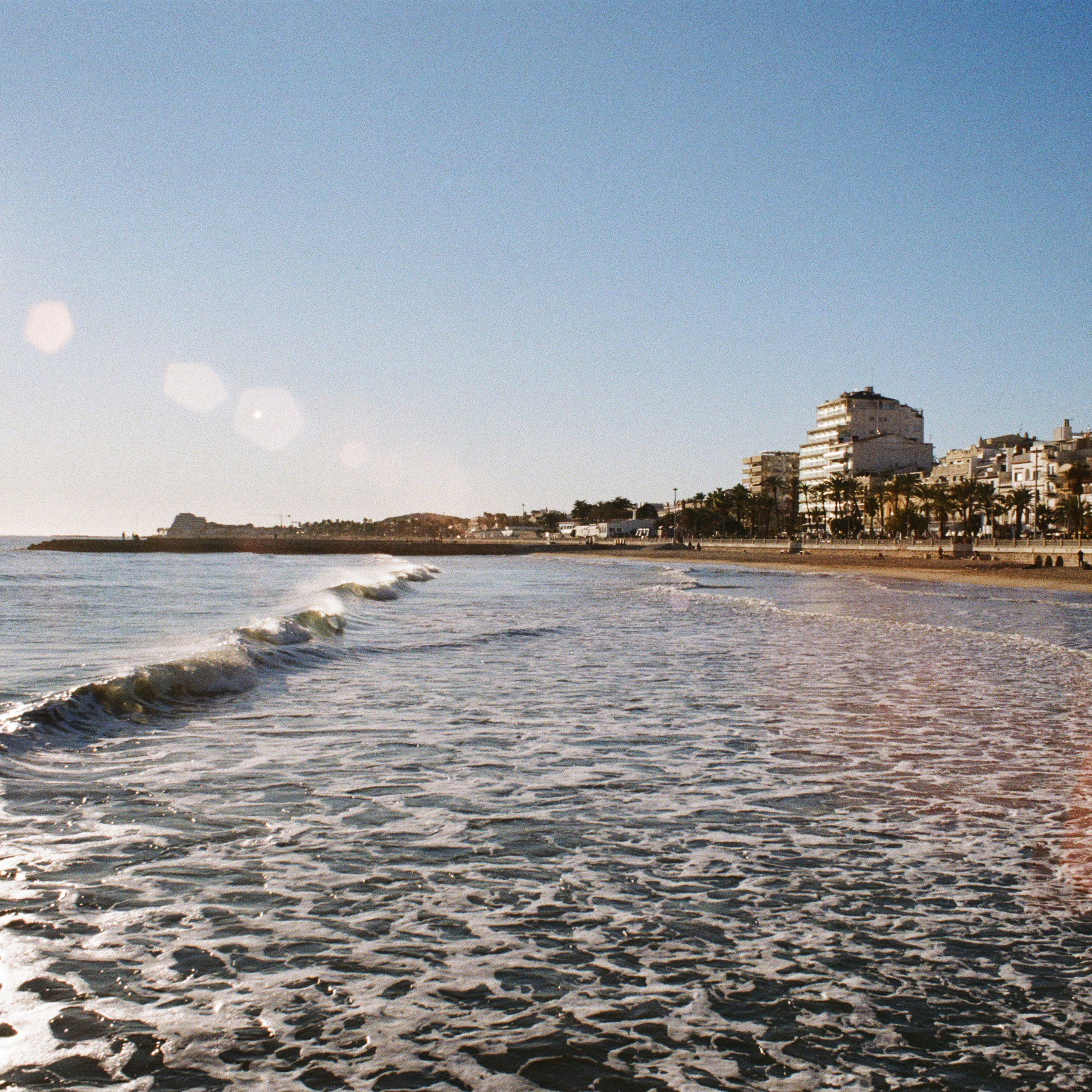 Sitges — light, sea and slow Mediterranean rhythm. Wedding Stories — Professional Wedding Photography & Videography in Germany, Italy, Spain & all across Europe