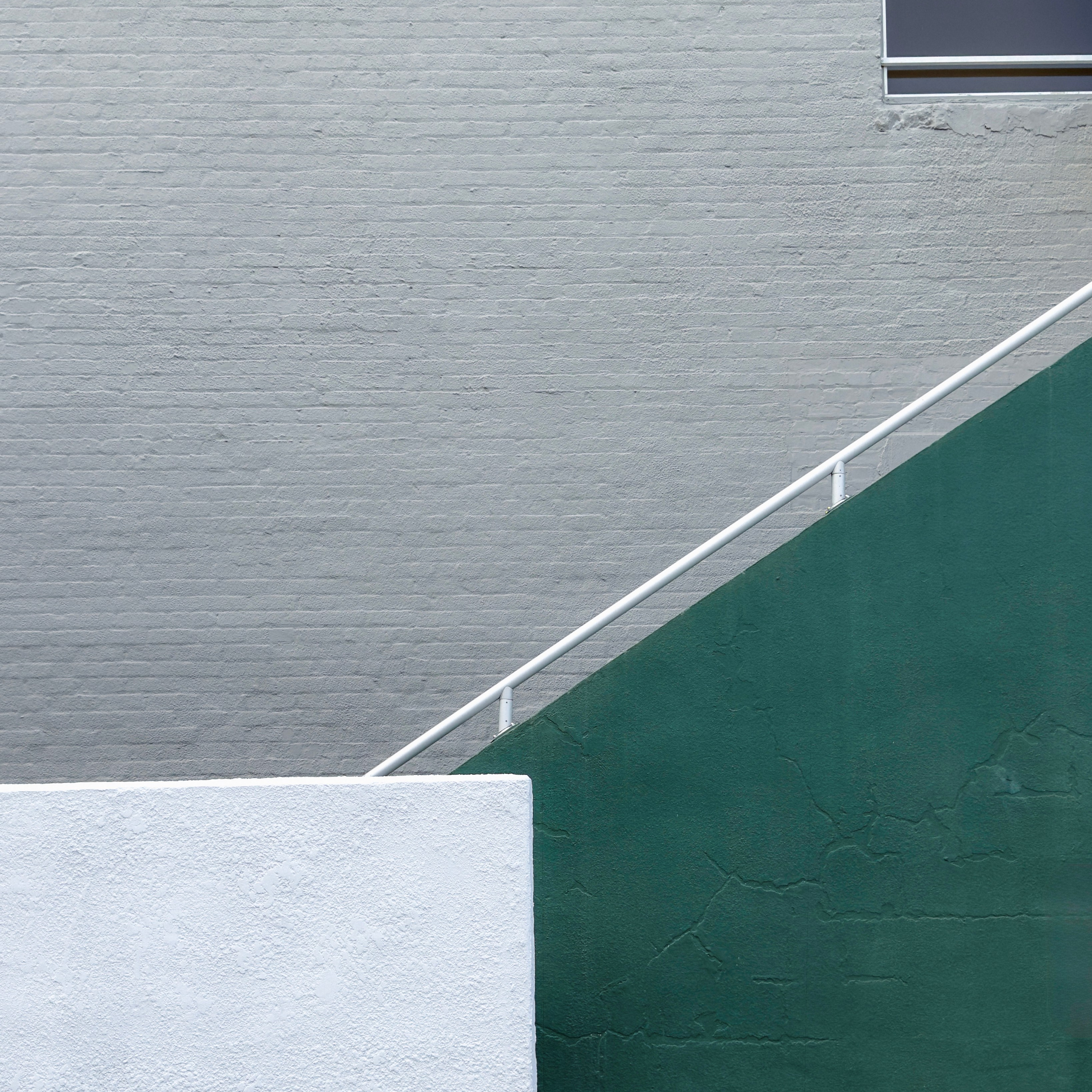 Julia Kantor | Architecture & Abstract Photographer