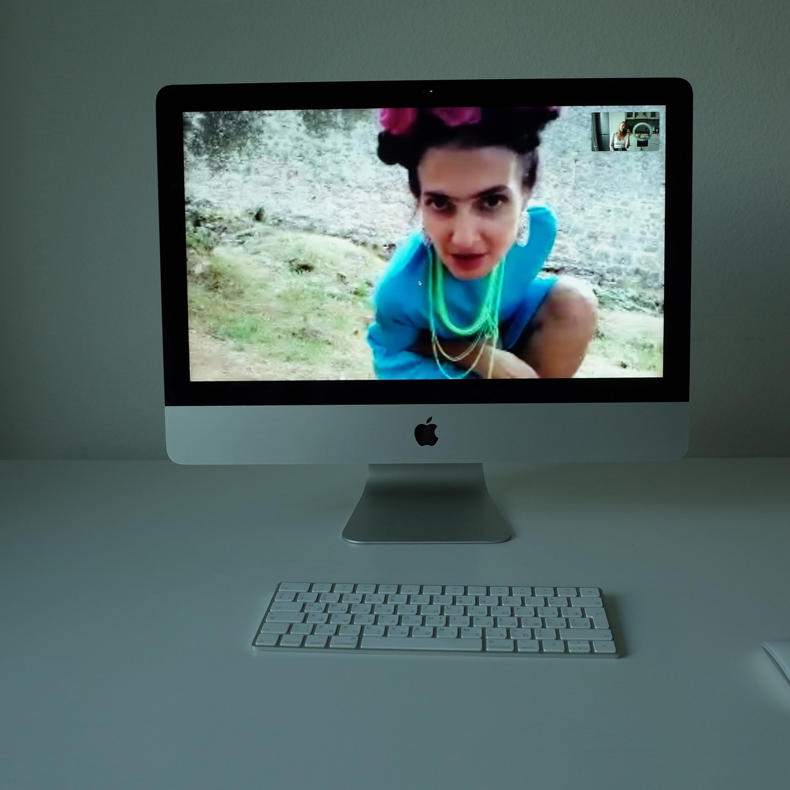A digital performance merging photography and IT simulation. The artist, based in Israel, conducts a remote photoshoot with models in Turkey via a glitch-prone video call. The final images are intentionally pixelated, captured by photographing a computer screen—highlighting digital fragility and failed communication. A commentary on distance, technology, and the imperfections of virtual connection.