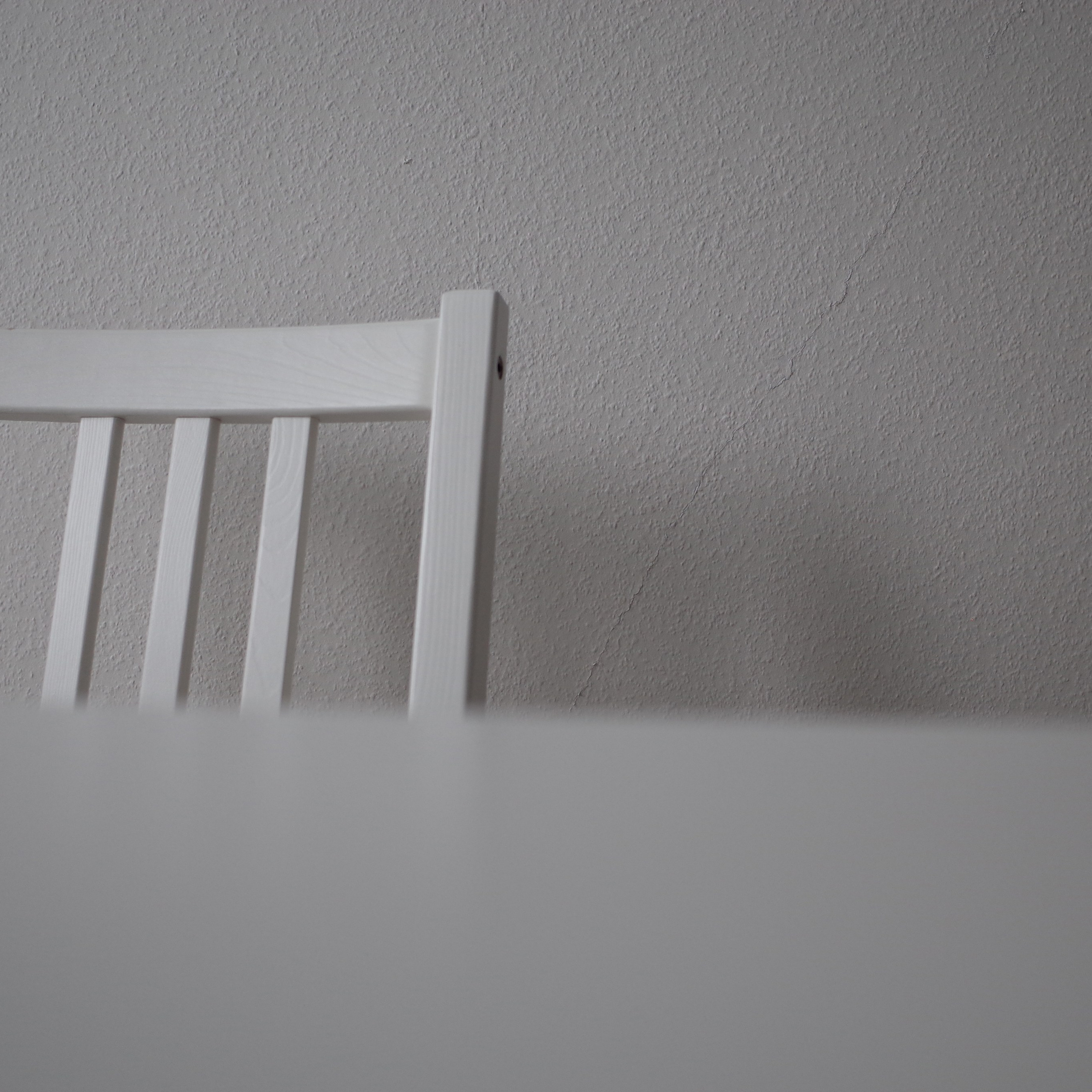White room. Leni Smoragdova | Transaction Art Universe | Conceptual Art