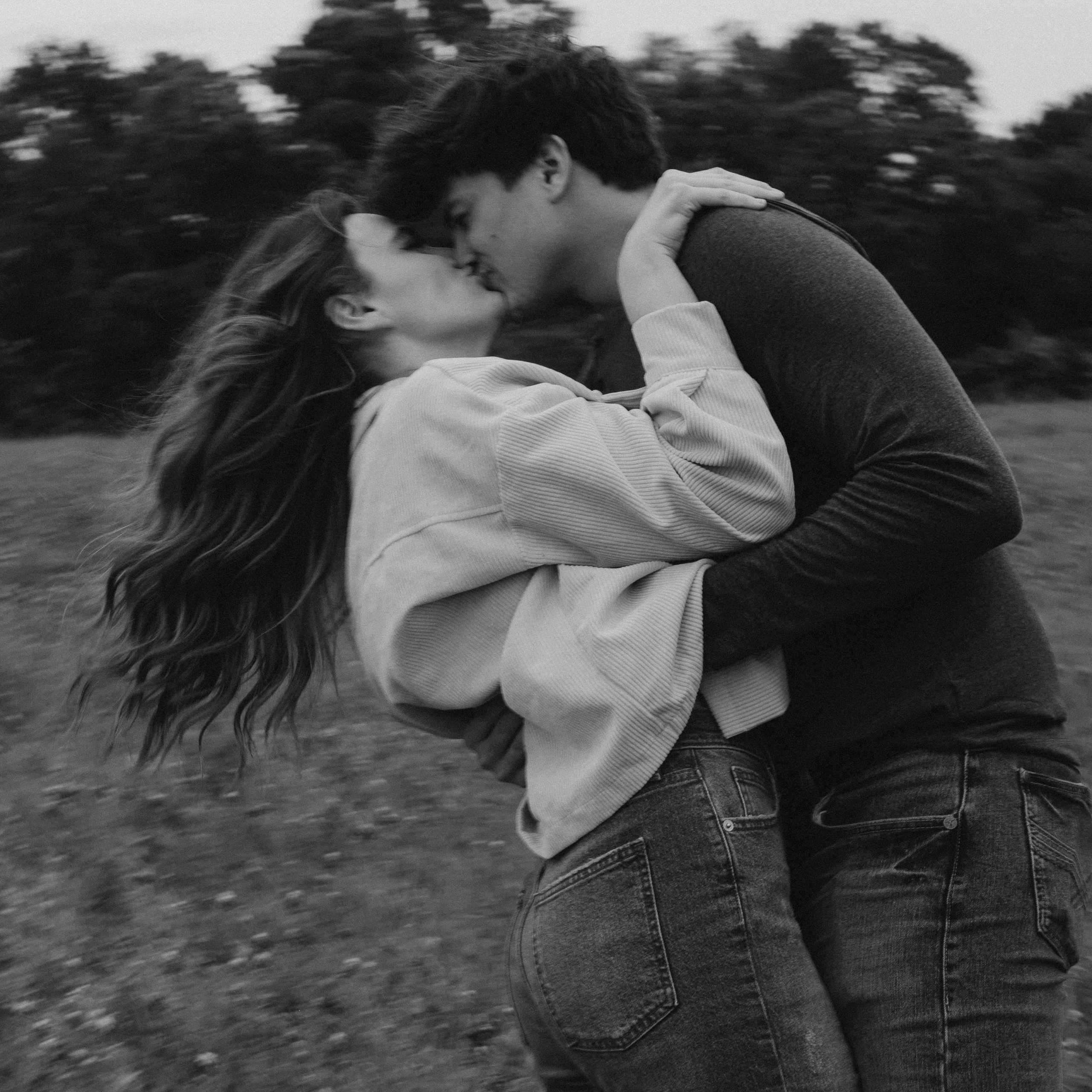 LOVE IN BLUEBONNETS