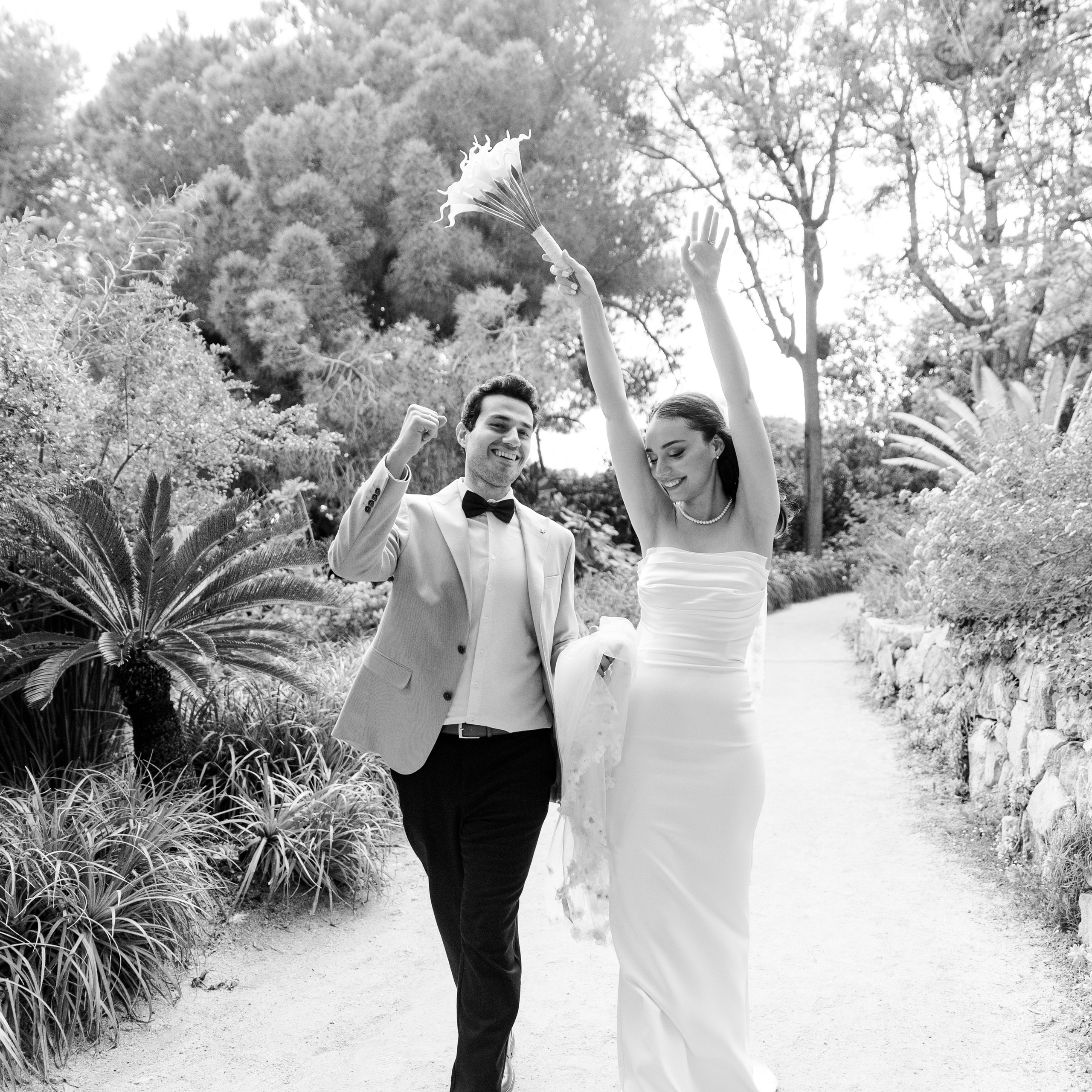 Top 10 Destination Wedding Venues in Barcelona & Catalonia. Wedding Photographer in Barcelona | Lana Alekhina