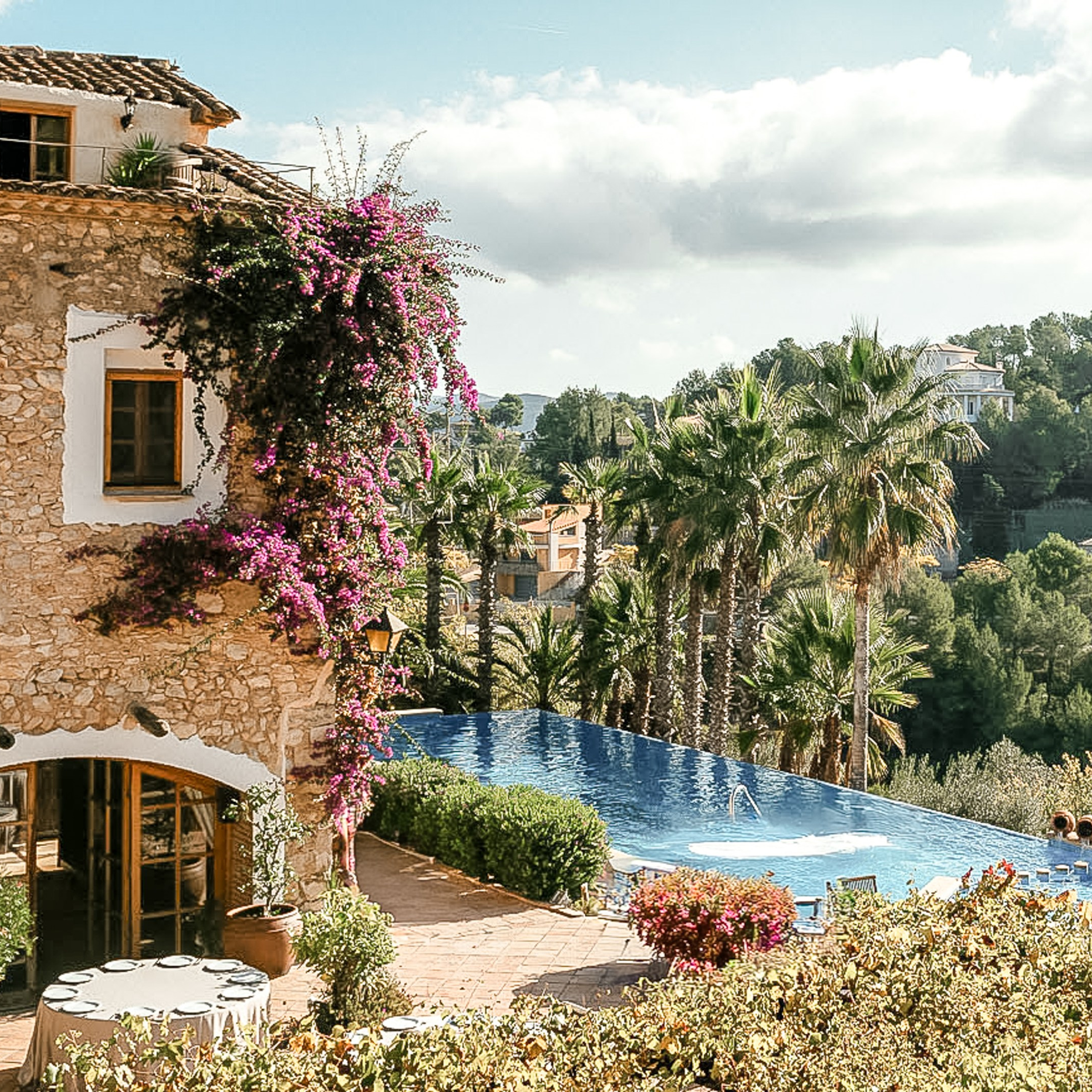 Barcelona Wedding Inspiration Tips. Wedding Photographer in Barcelona Lana Alekhina