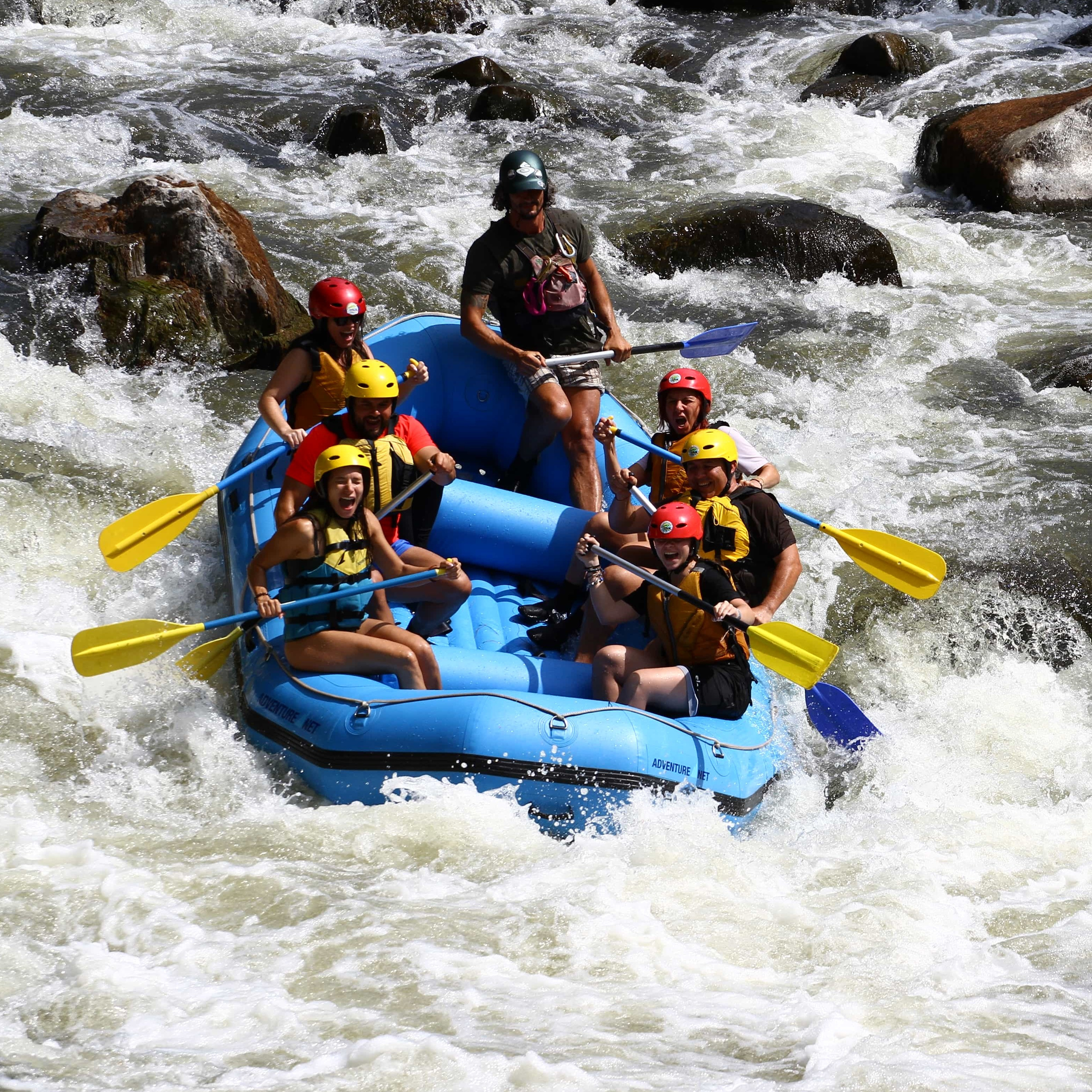 ВОДНИ спортове