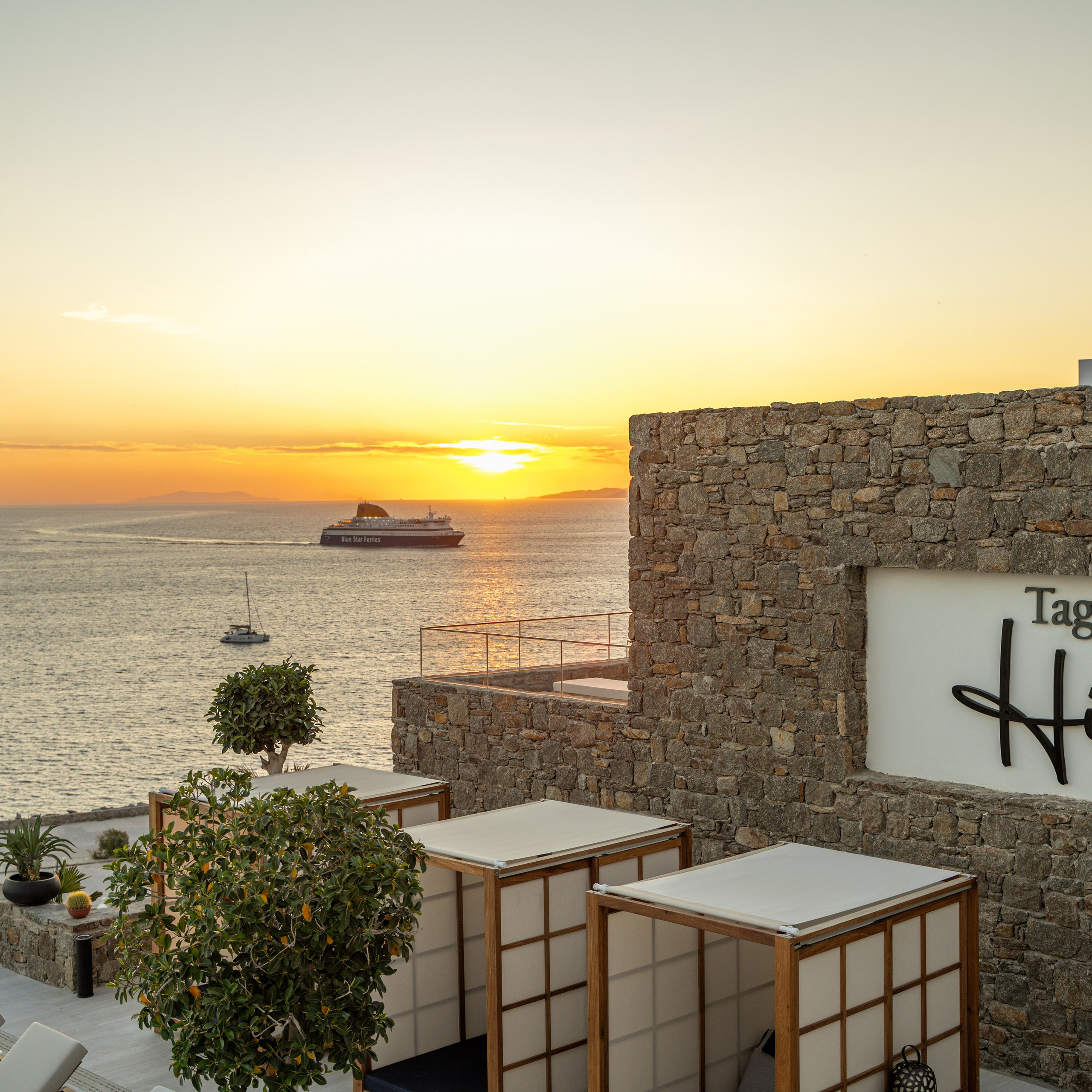 Tagoo Hills ~ Mykonos