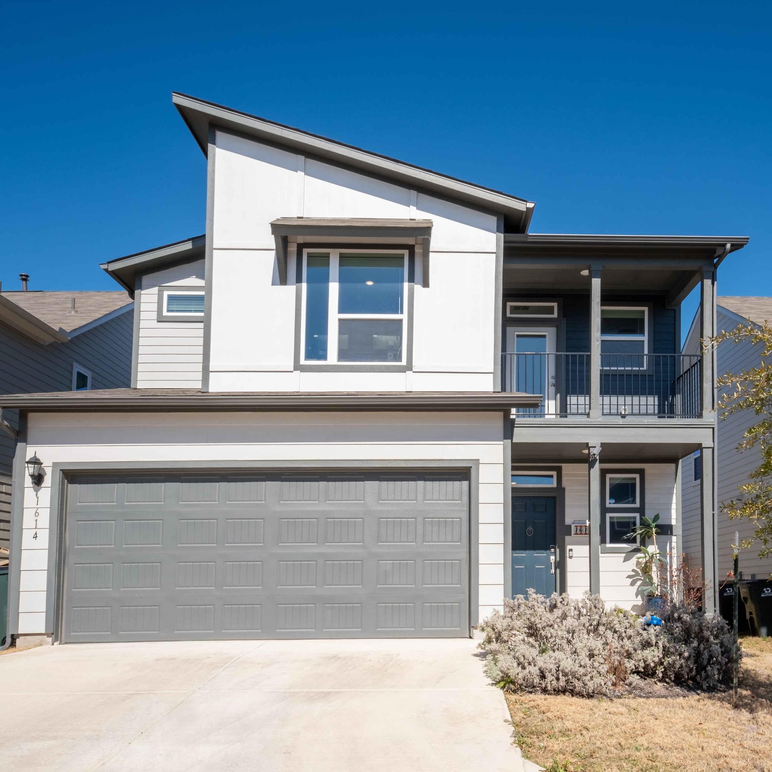 Luxury house exterior in Austin TX real estate photography