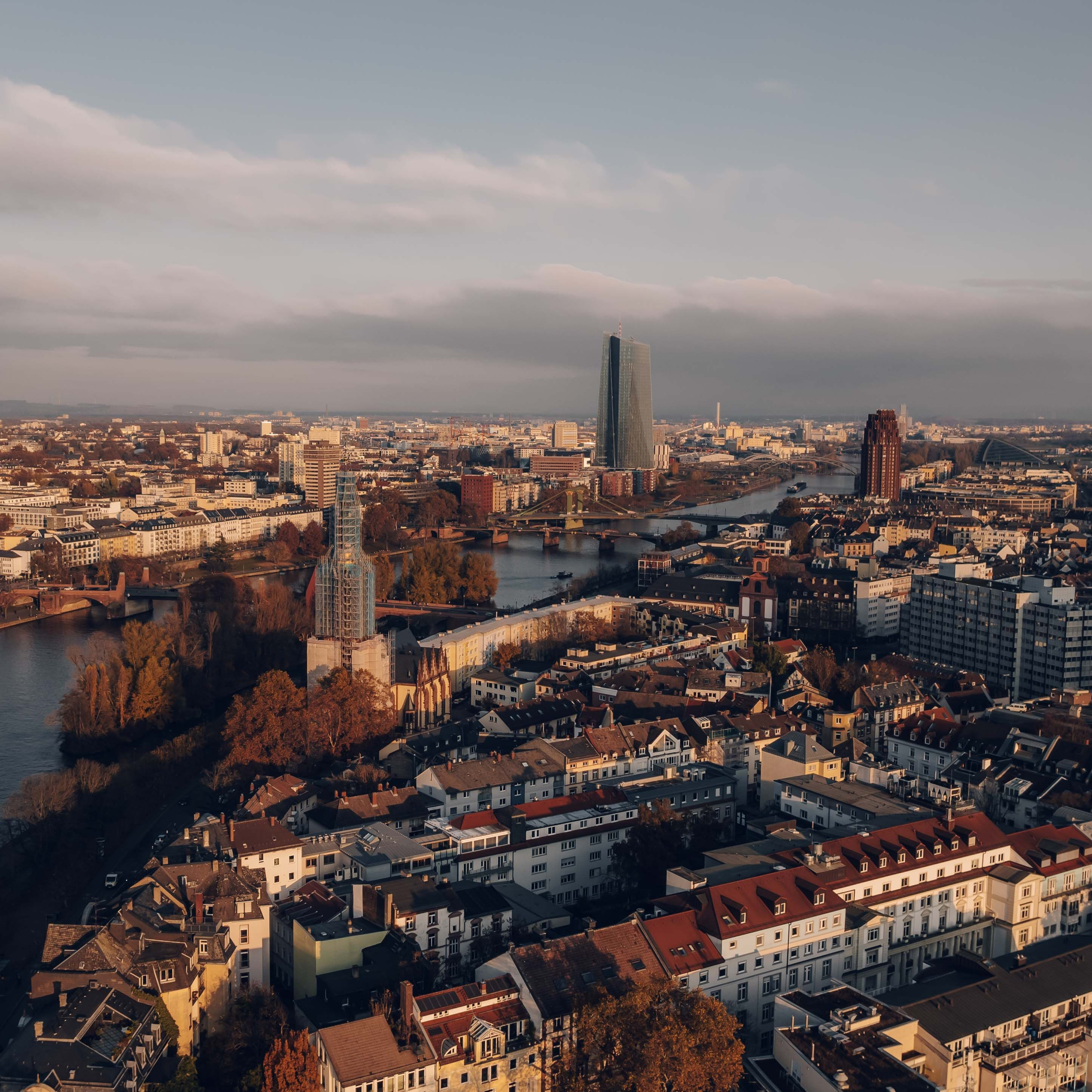 Tourism photography capturing travel destinations, lifestyle moments and unique experiences.