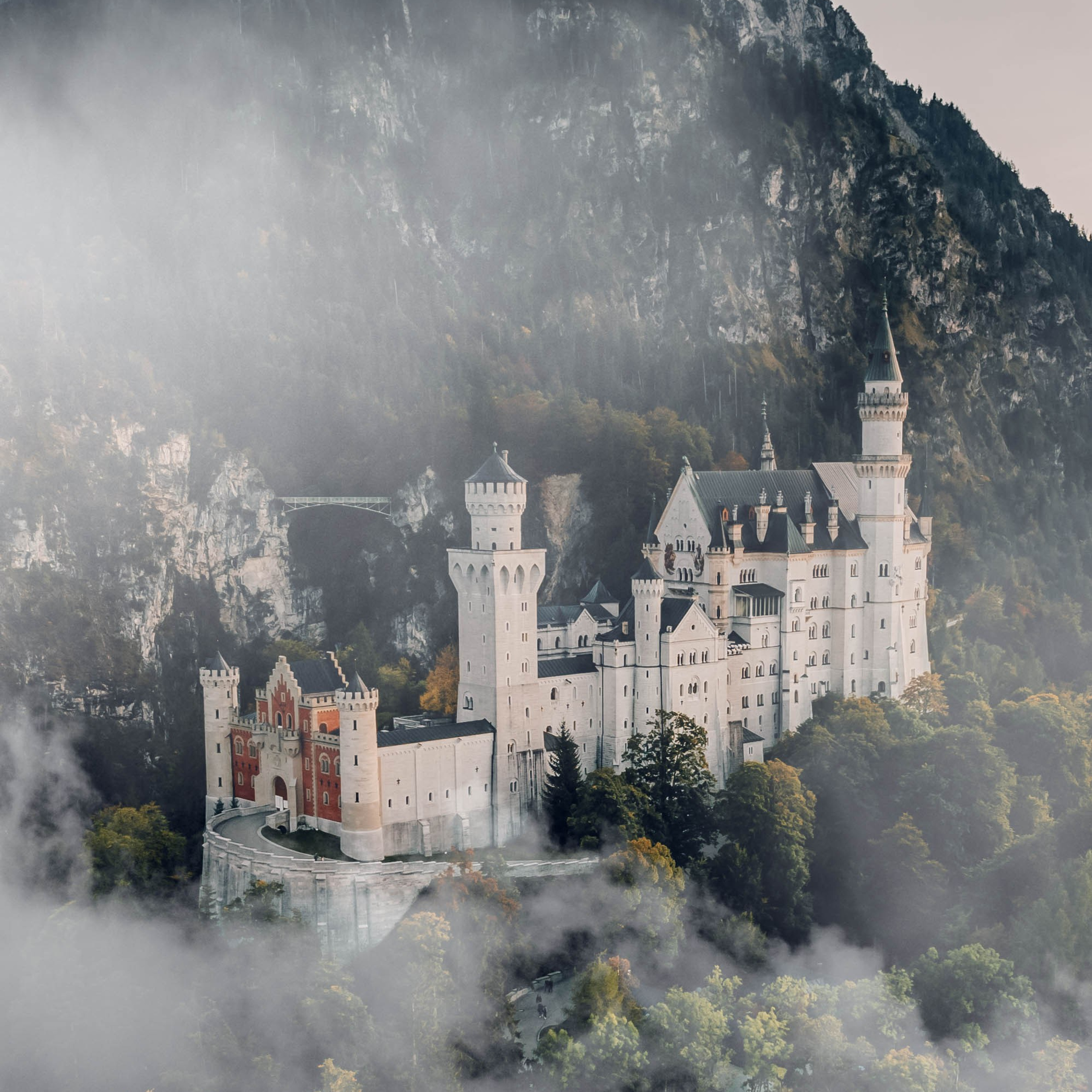 Tourism photography capturing travel destinations, lifestyle moments and unique experiences.