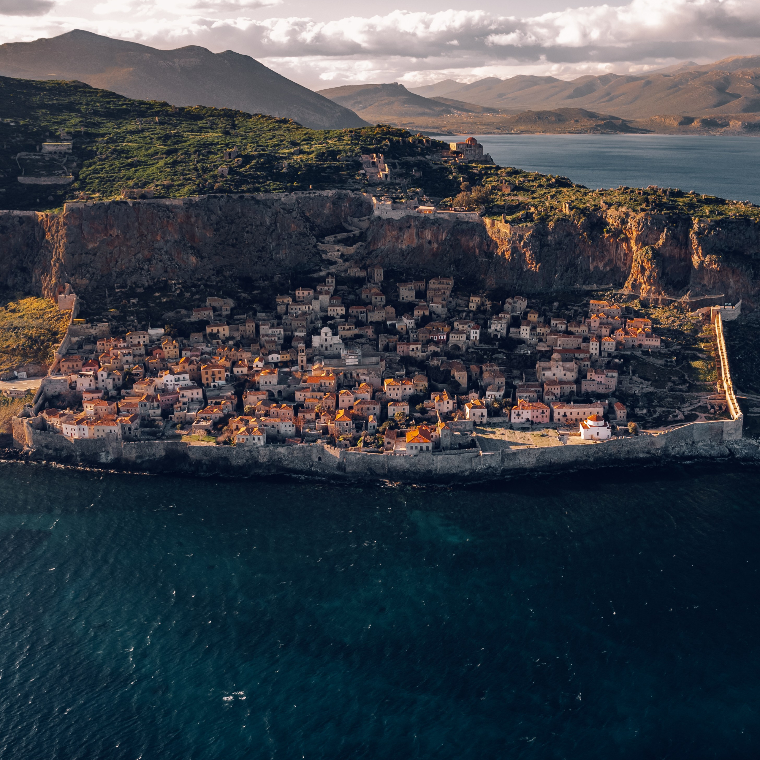 Tourism photography capturing travel destinations, lifestyle moments and unique experiences.