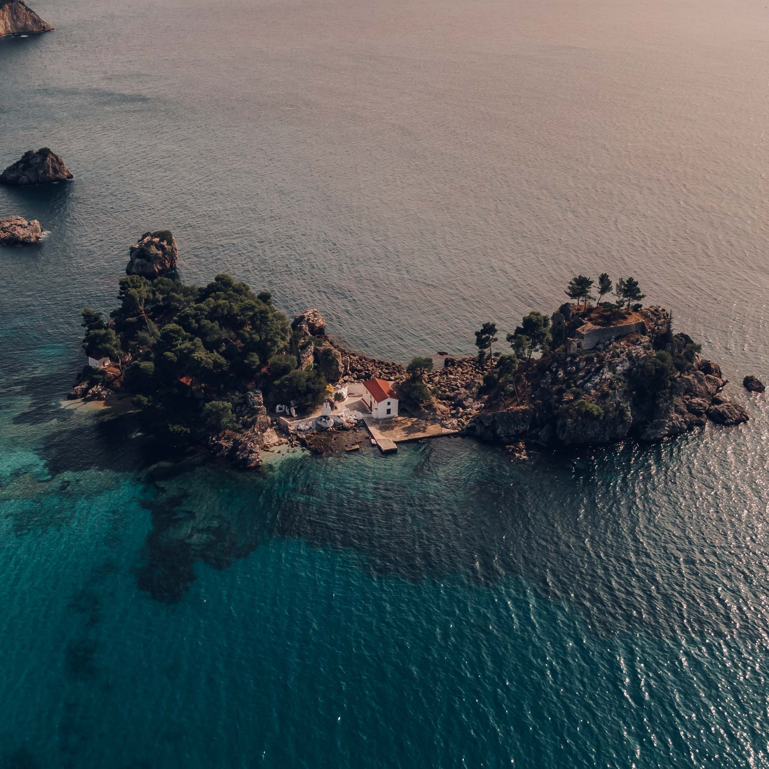 Tourism photography capturing travel destinations, lifestyle moments and unique experiences.