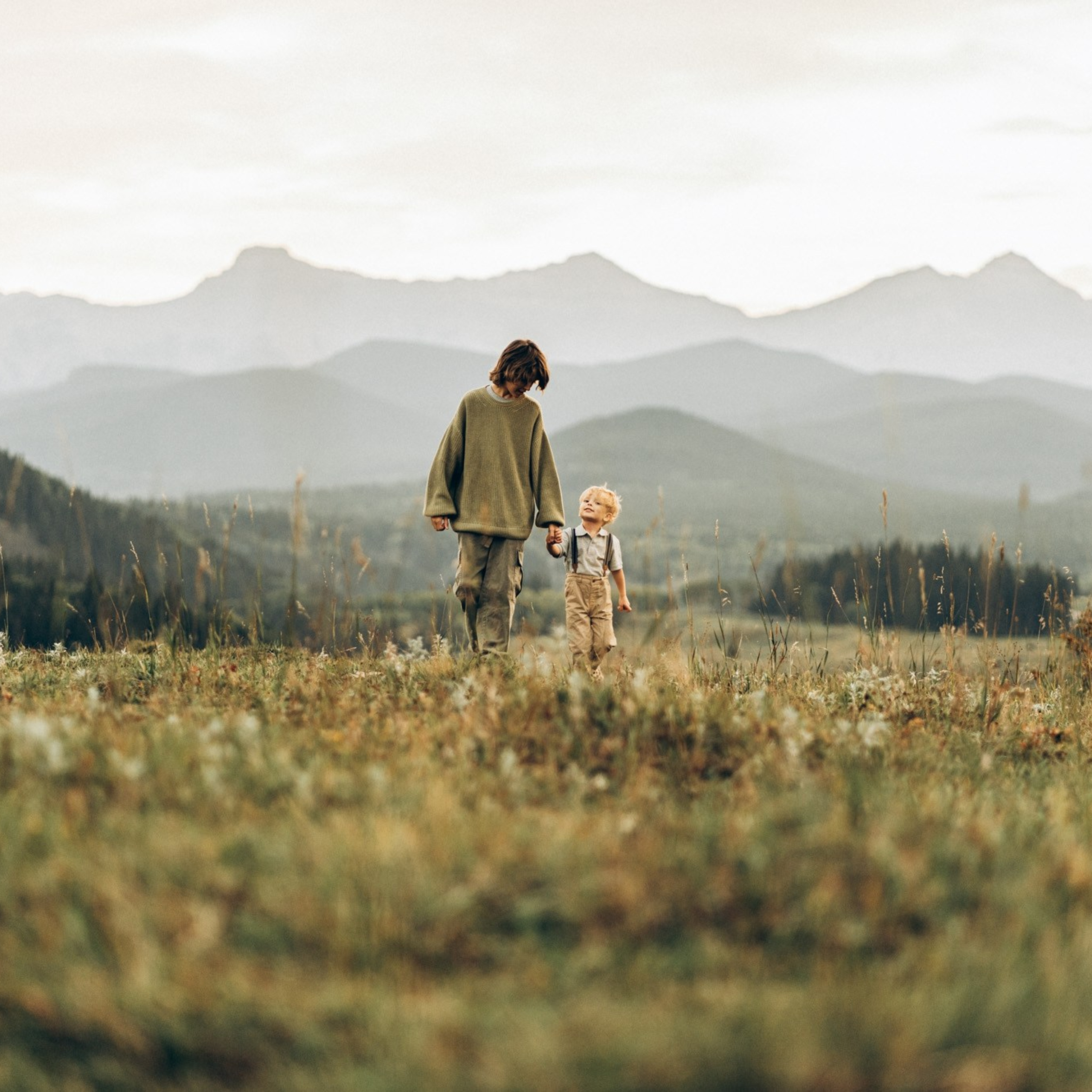 IZAD. Wedding and family photographer in Calgary Kate Beliaeva