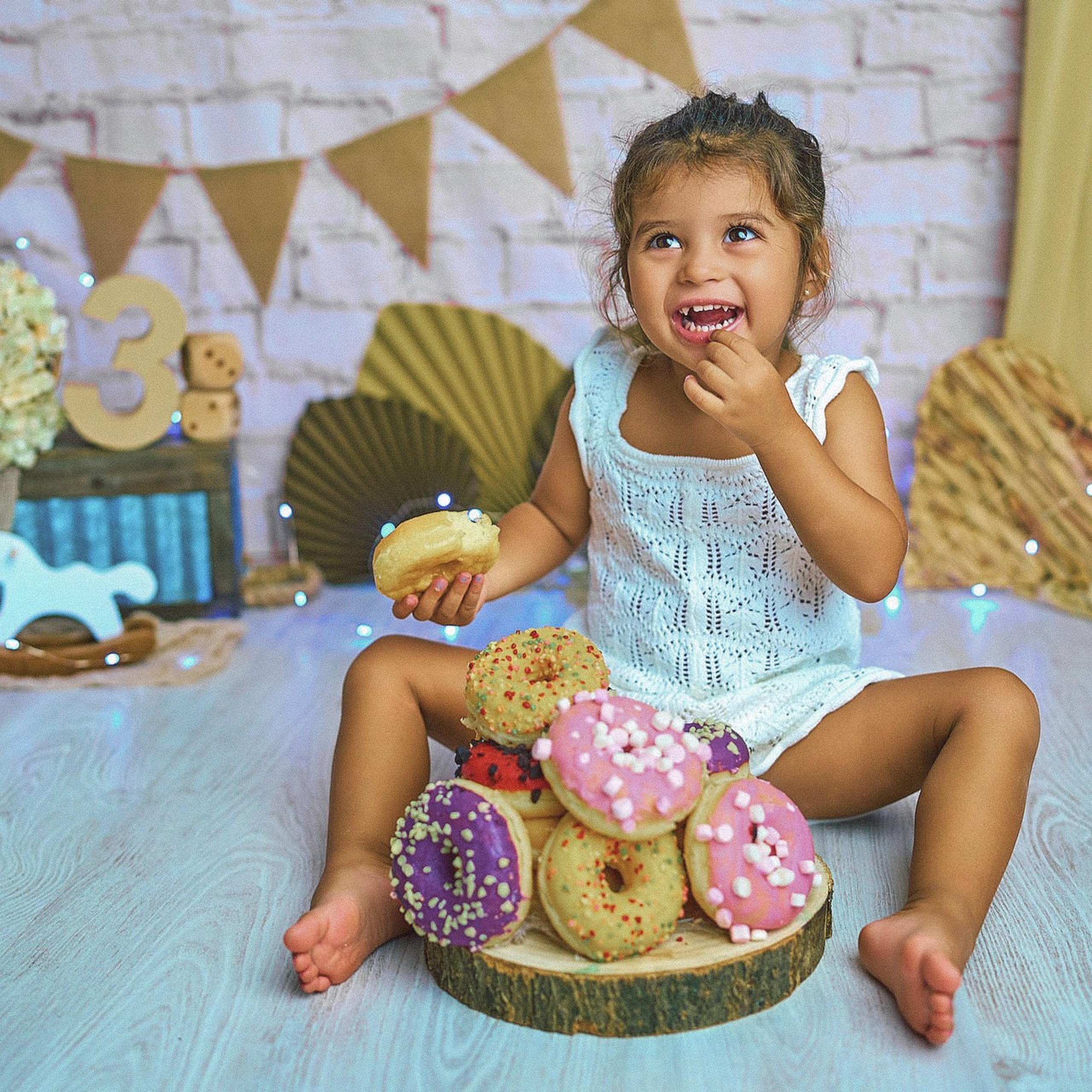 Sesión Smash Cake en Tenerife | Fotografía Primer Cumpleaños. Pasos de Sal | Fotógrafos de familia, embarazo y bebés en Tenerife