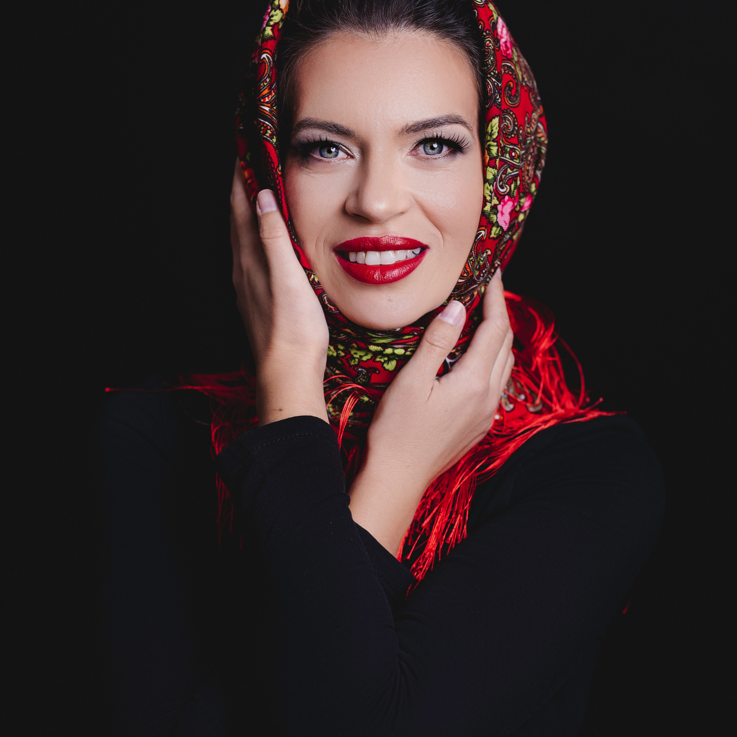 Machiaj profesional Constanta - La Femme Studio Photography / Alexandra Stan Make-up. Elena Mascan – Fotograf newborn, maternitate, portret, smash the cake & branding personal | La Femme Studio Photograpy|Constanţa