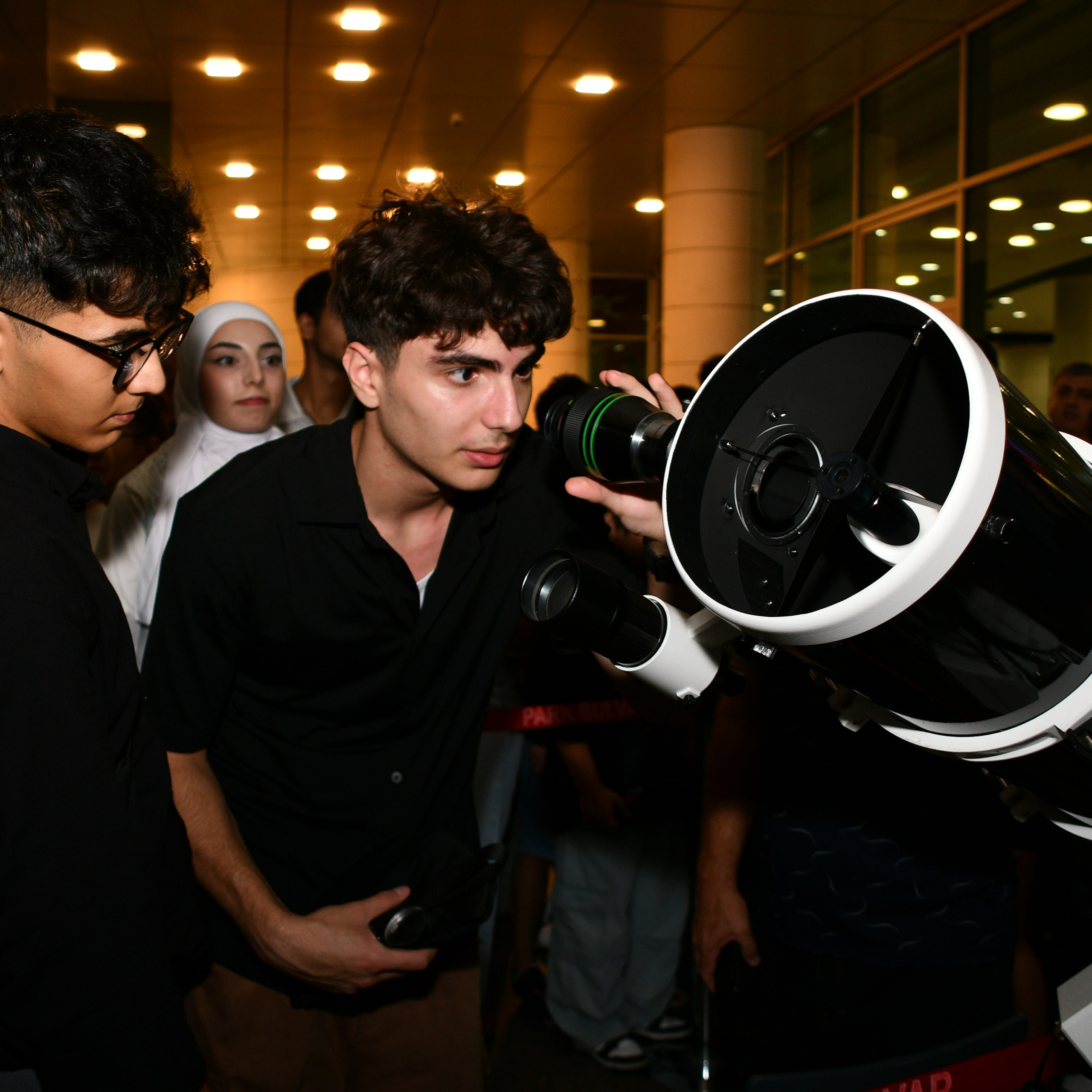 Ay Tutulması 2025. Həvəskar Astronomlar Cəmiyyəti — Astronomy.az