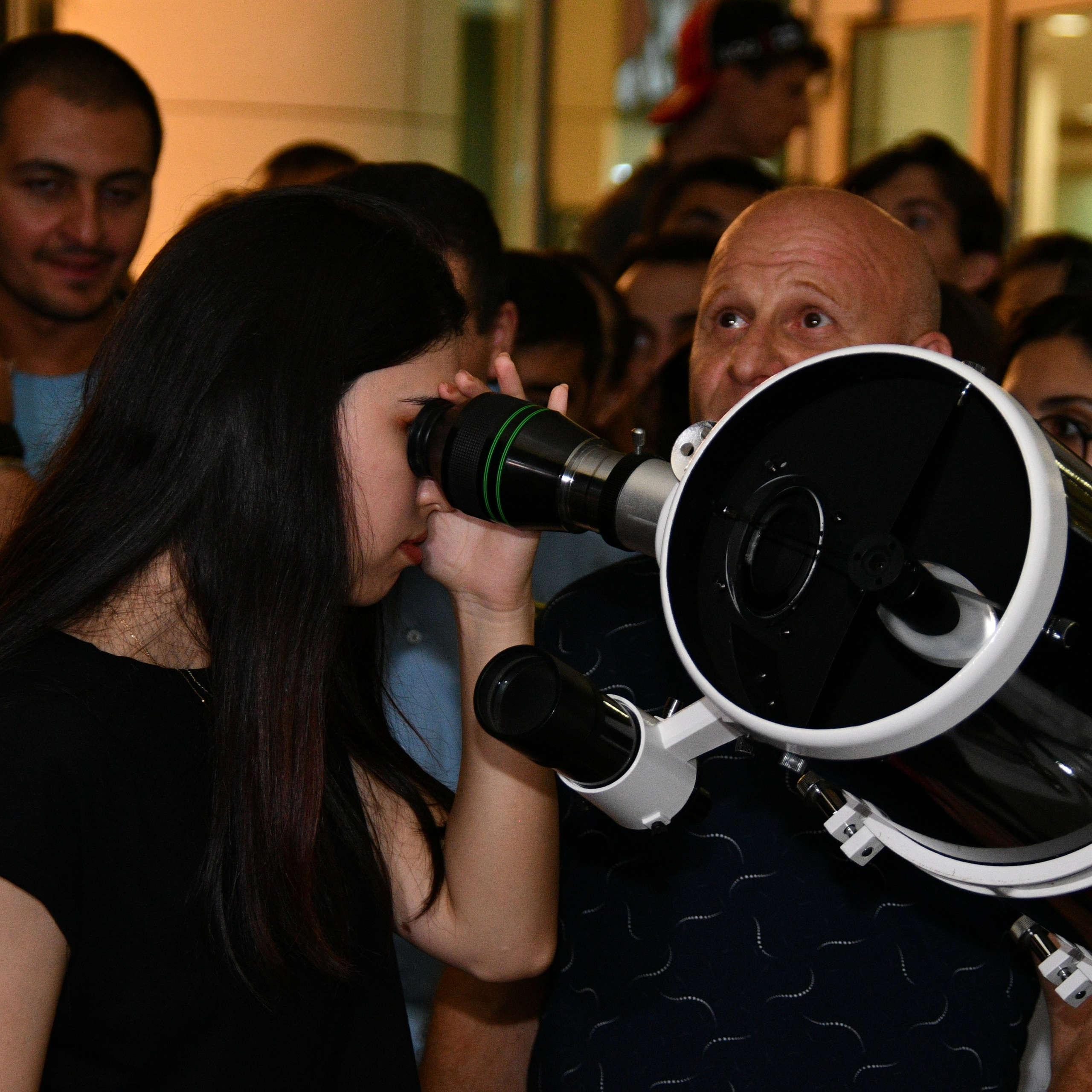 Ay Tutulması 2025. Həvəskar Astronomlar Cəmiyyəti — Astronomy.az