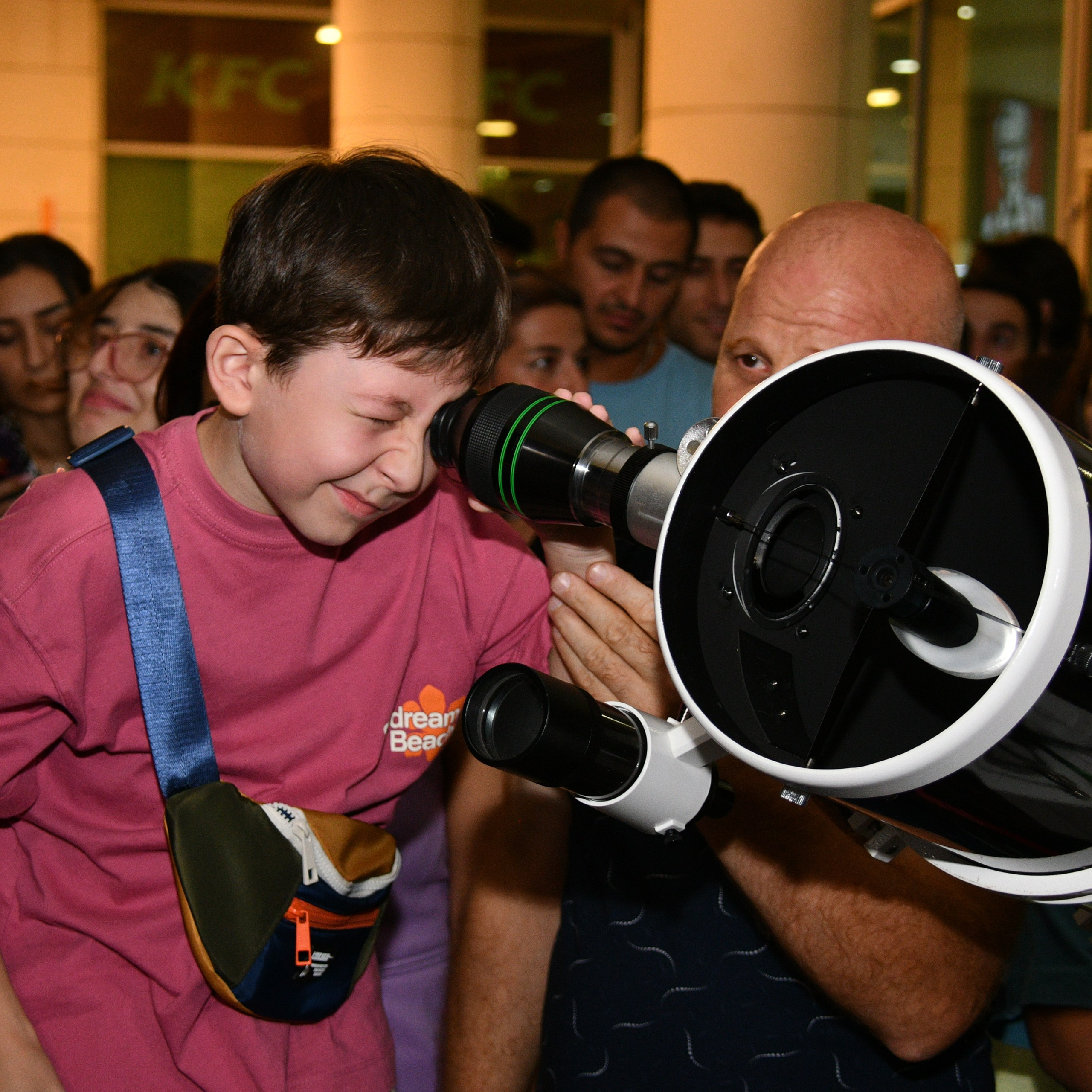 Ay Tutulması 2025. Həvəskar Astronomlar Cəmiyyəti — Astronomy.az