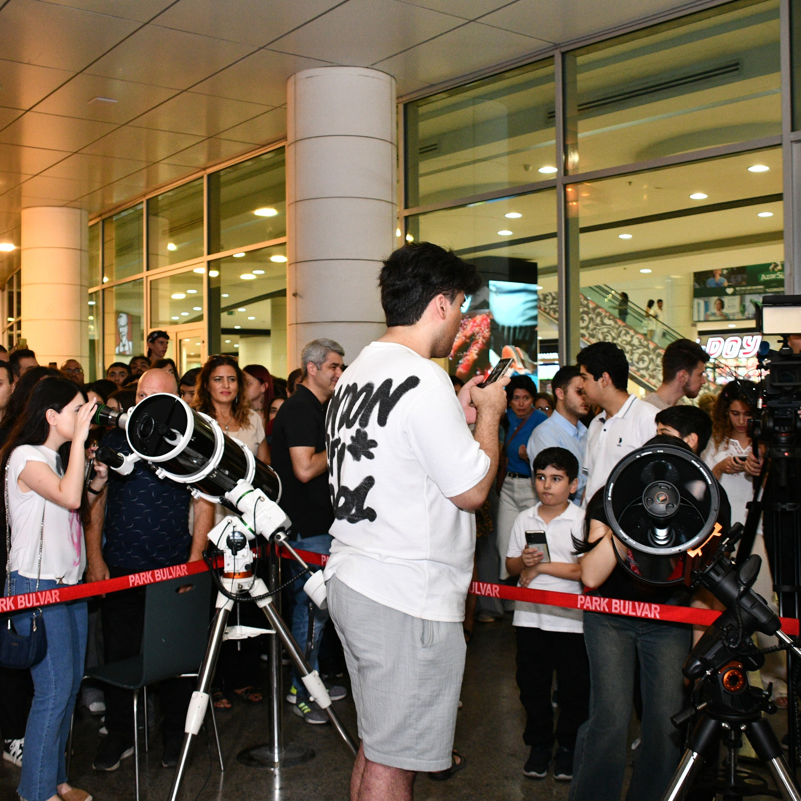 Ay Tutulması 2025. Həvəskar Astronomlar Cəmiyyəti — Astronomy.az