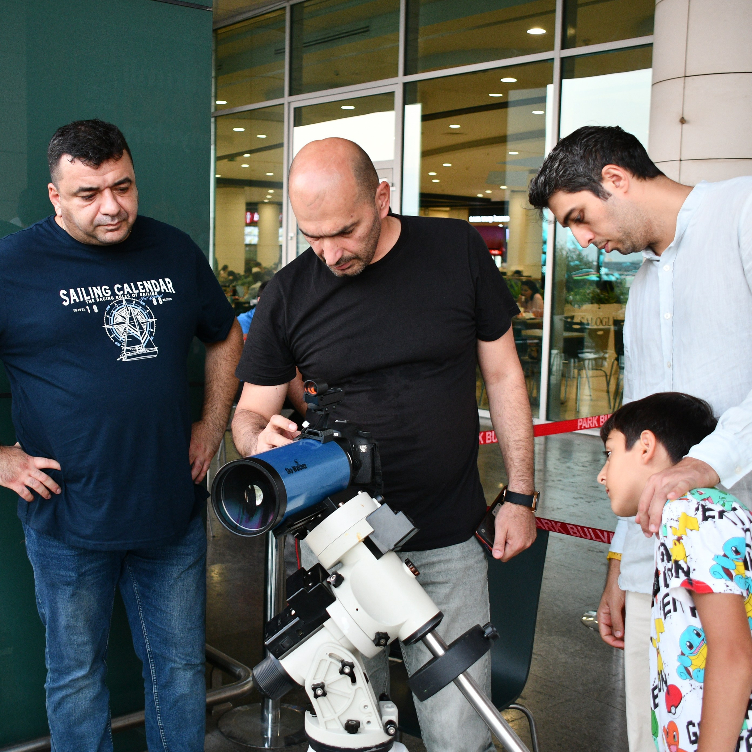 Ay Tutulması 2025. Həvəskar Astronomlar Cəmiyyəti — Astronomy.az