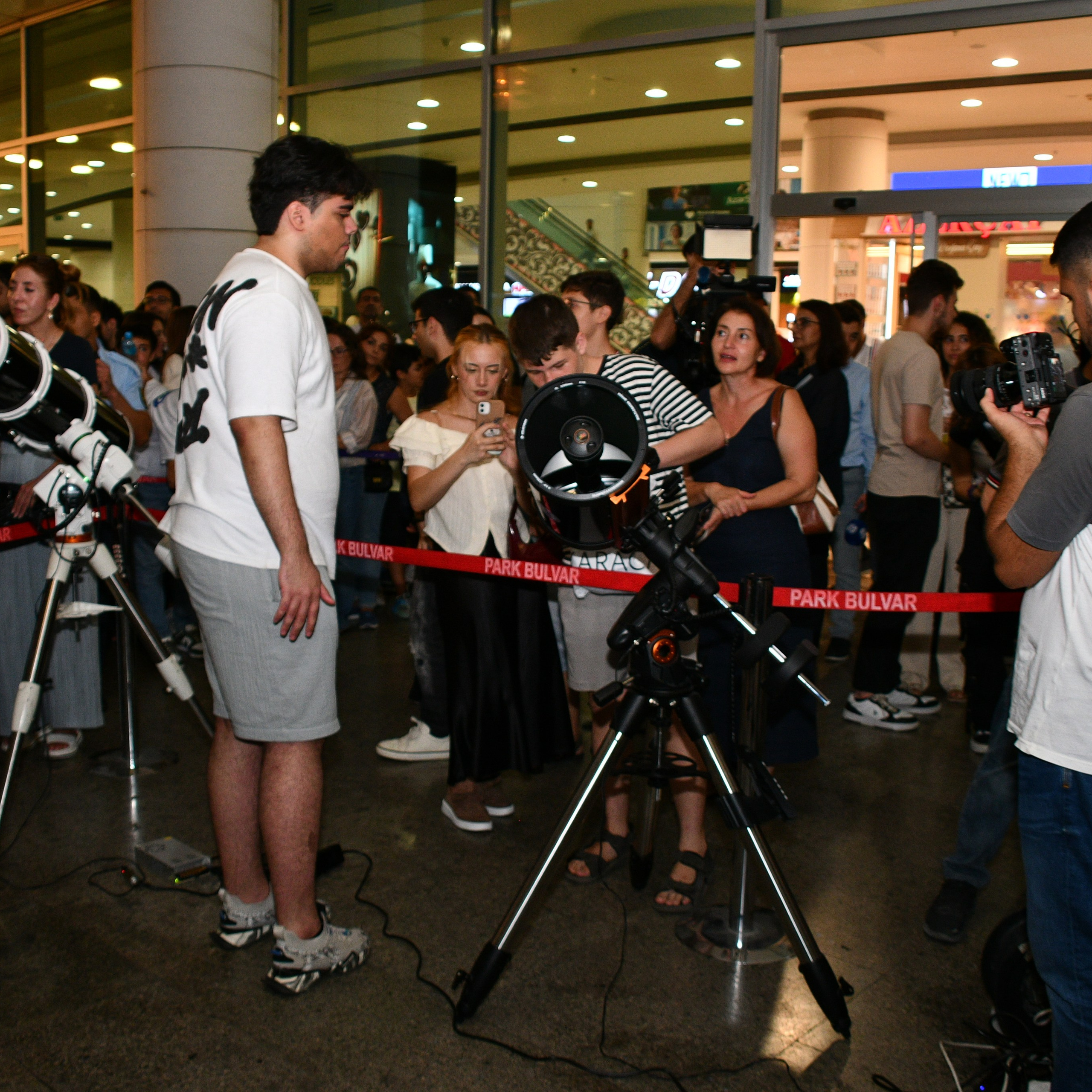 Ay Tutulması 2025. Həvəskar Astronomlar Cəmiyyəti — Astronomy.az