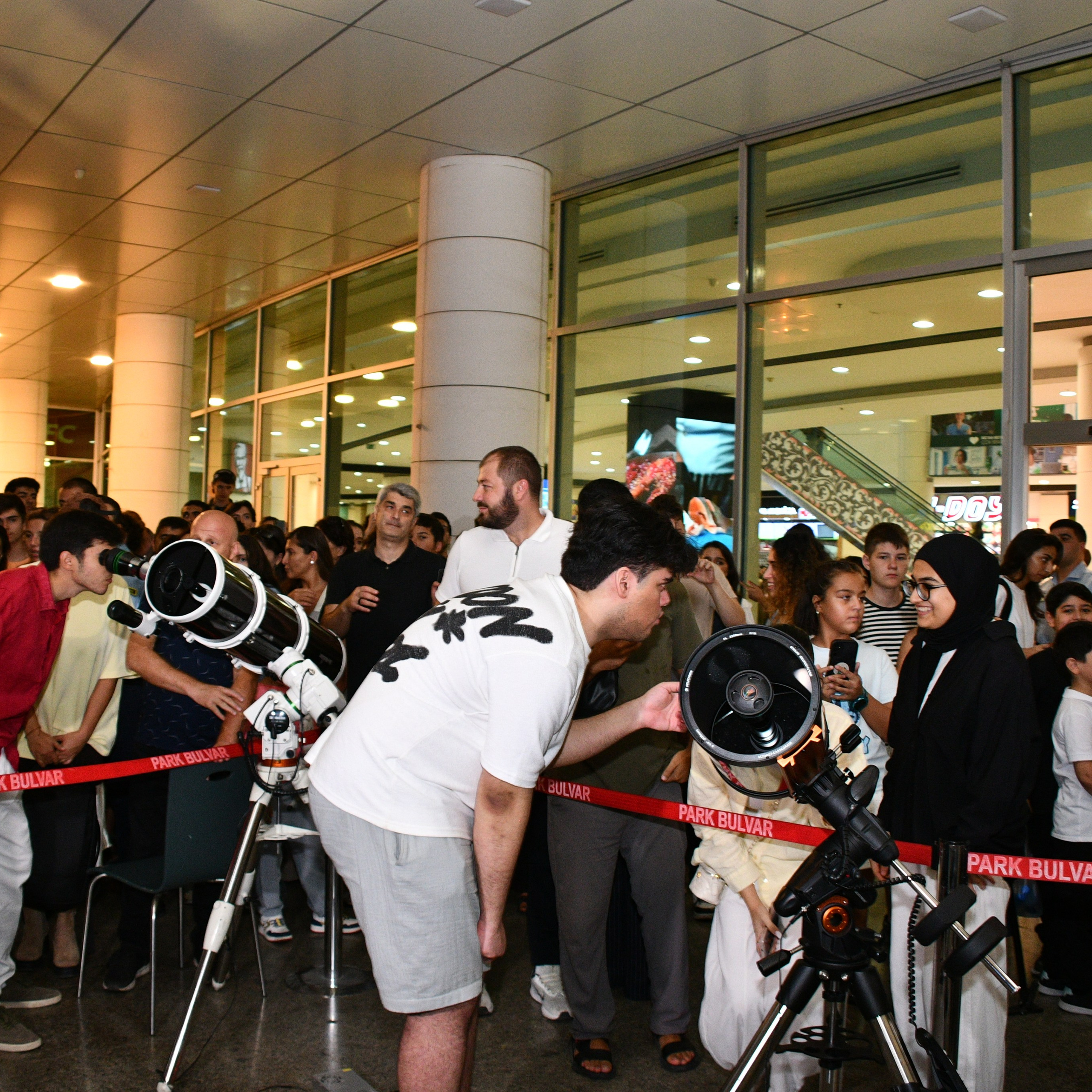 Ay Tutulması 2025. Həvəskar Astronomlar Cəmiyyəti — Astronomy.az